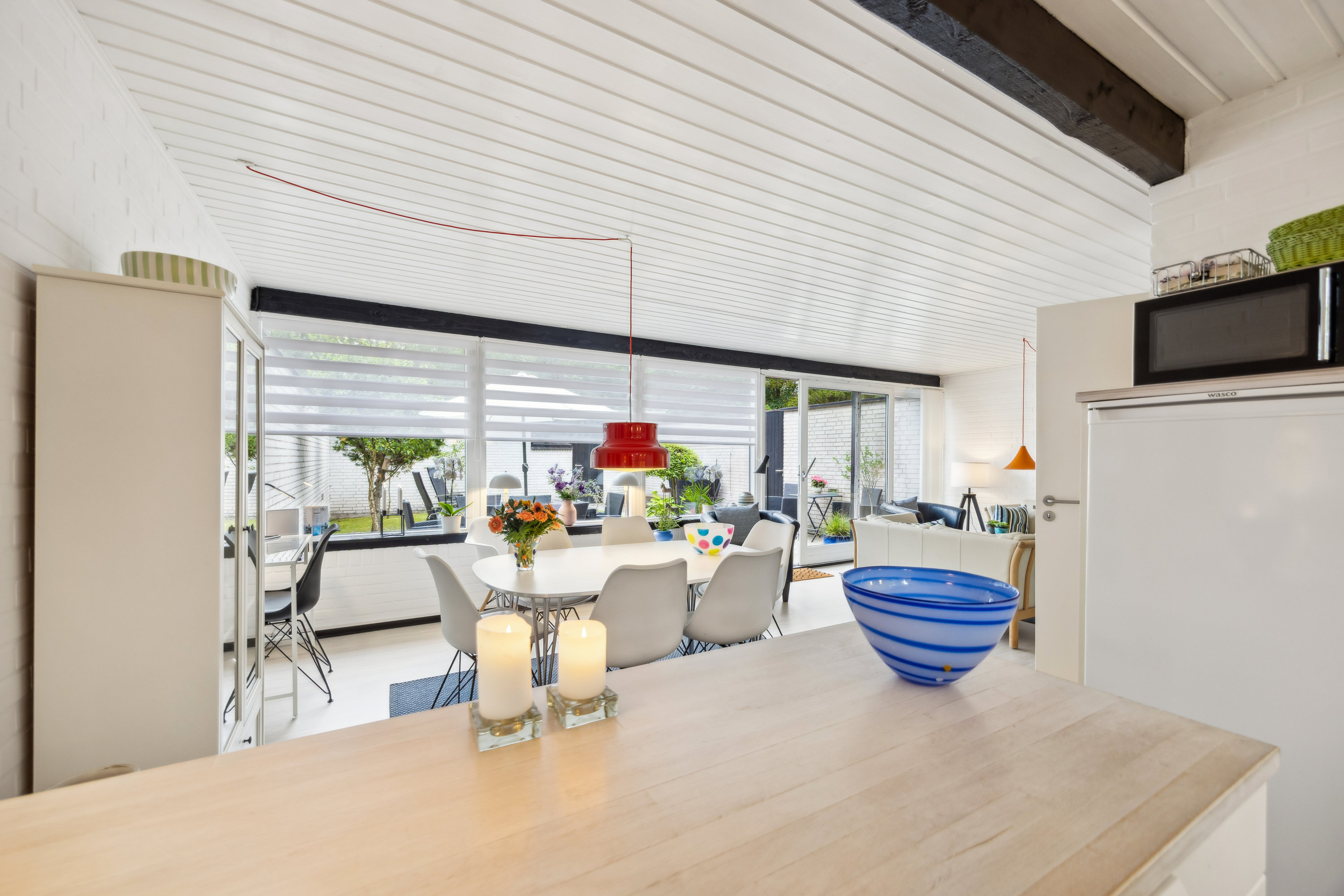 Fremhævet stue billede i fuldskærmstilstand. Billede af Kongeparken 17, Koldkær, 9370 Hals