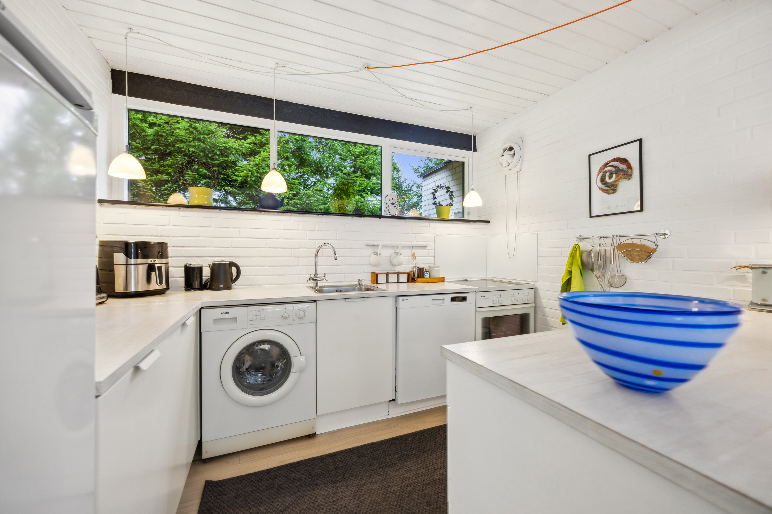 Fremhævet køkken billede i fuldskærmstilstand. Billede af Kongeparken 17, Koldkær, 9370 Hals