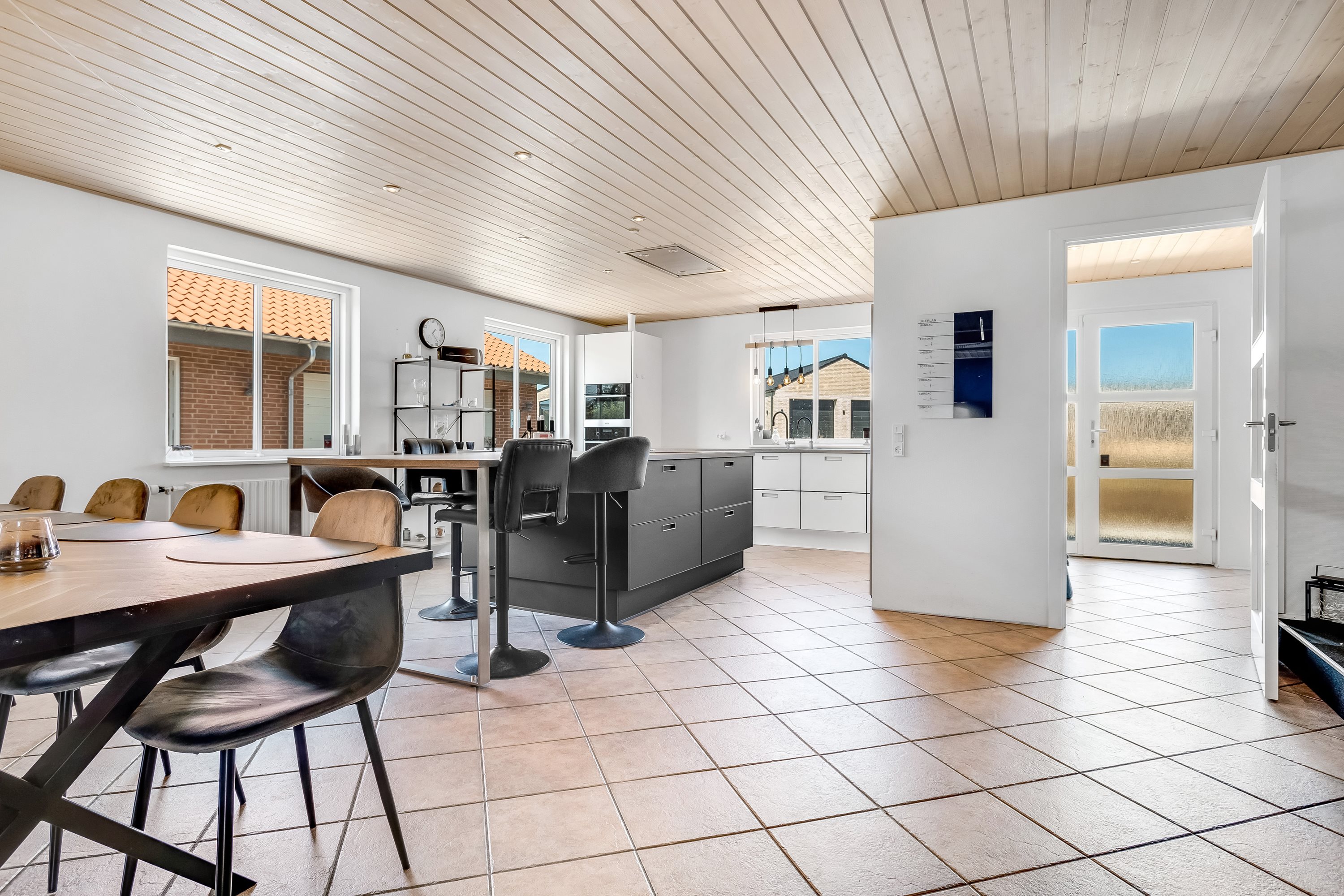 Miniaturebillede 2: køkken alrum. Billede af Mejrup Skolevej 27, Mejrup, 7500 Holstebro