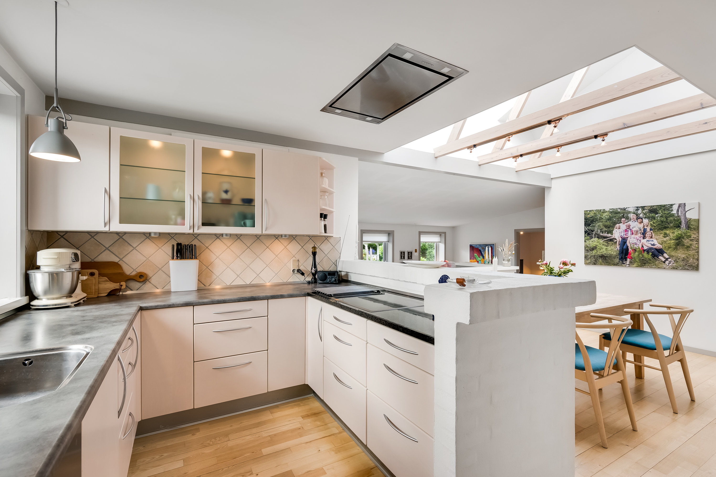 Fremhævet køkken billede i fuldskærmstilstand. Billede af Bavnebjerg 10, Nordby, 6720 Fanø