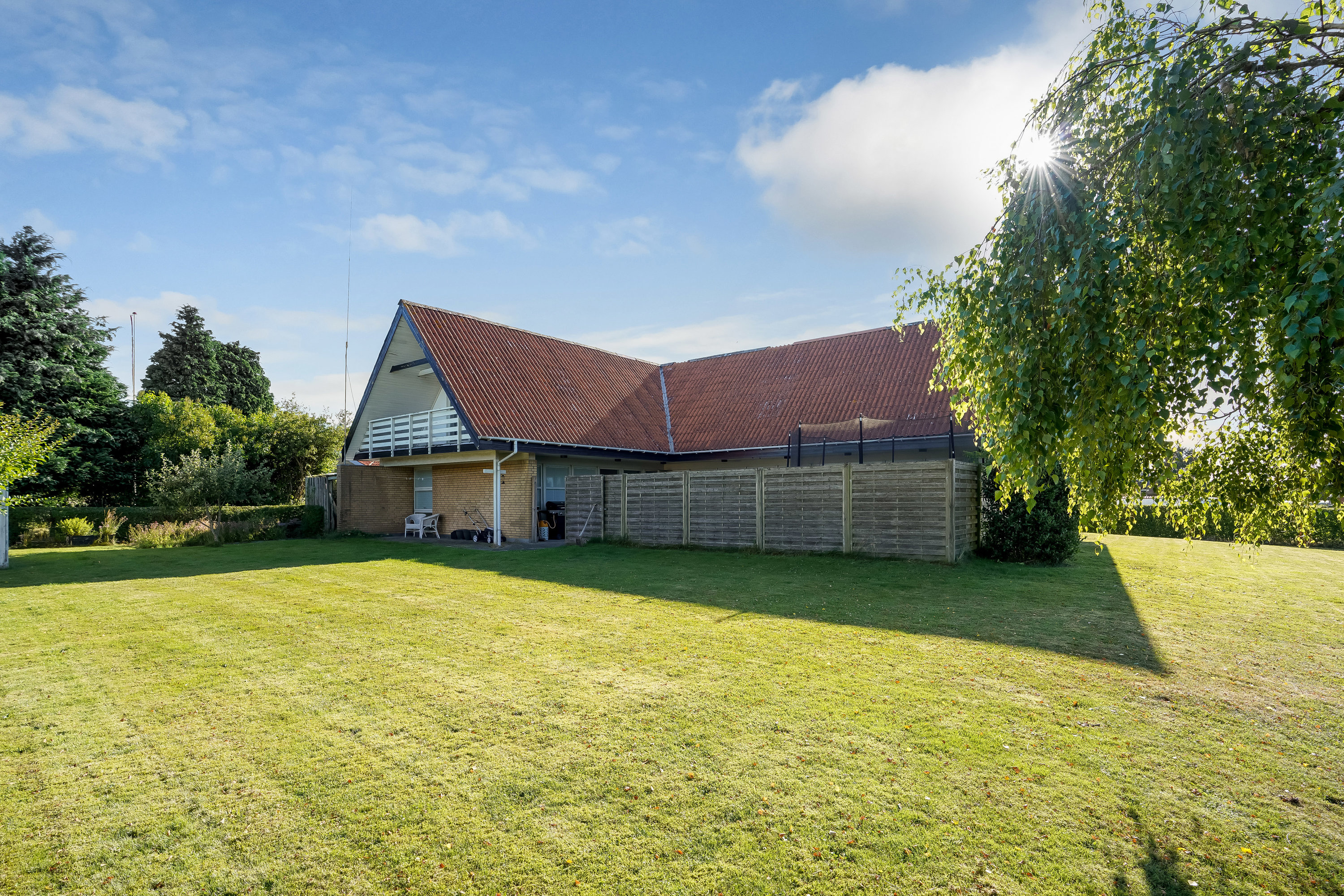 Fremhævet ejendommen billede i fuldskærmstilstand. Billede af Plovgårdsvej 25, Bellinge, 5250 Odense SV