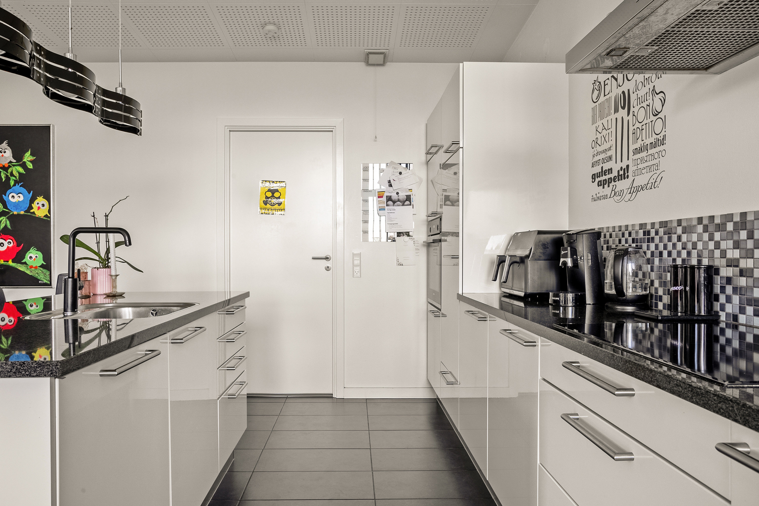 Fremhævet køkken billede i fuldskærmstilstand. Billede af Vigårdsvej 20, Læborg, 6600 Vejen