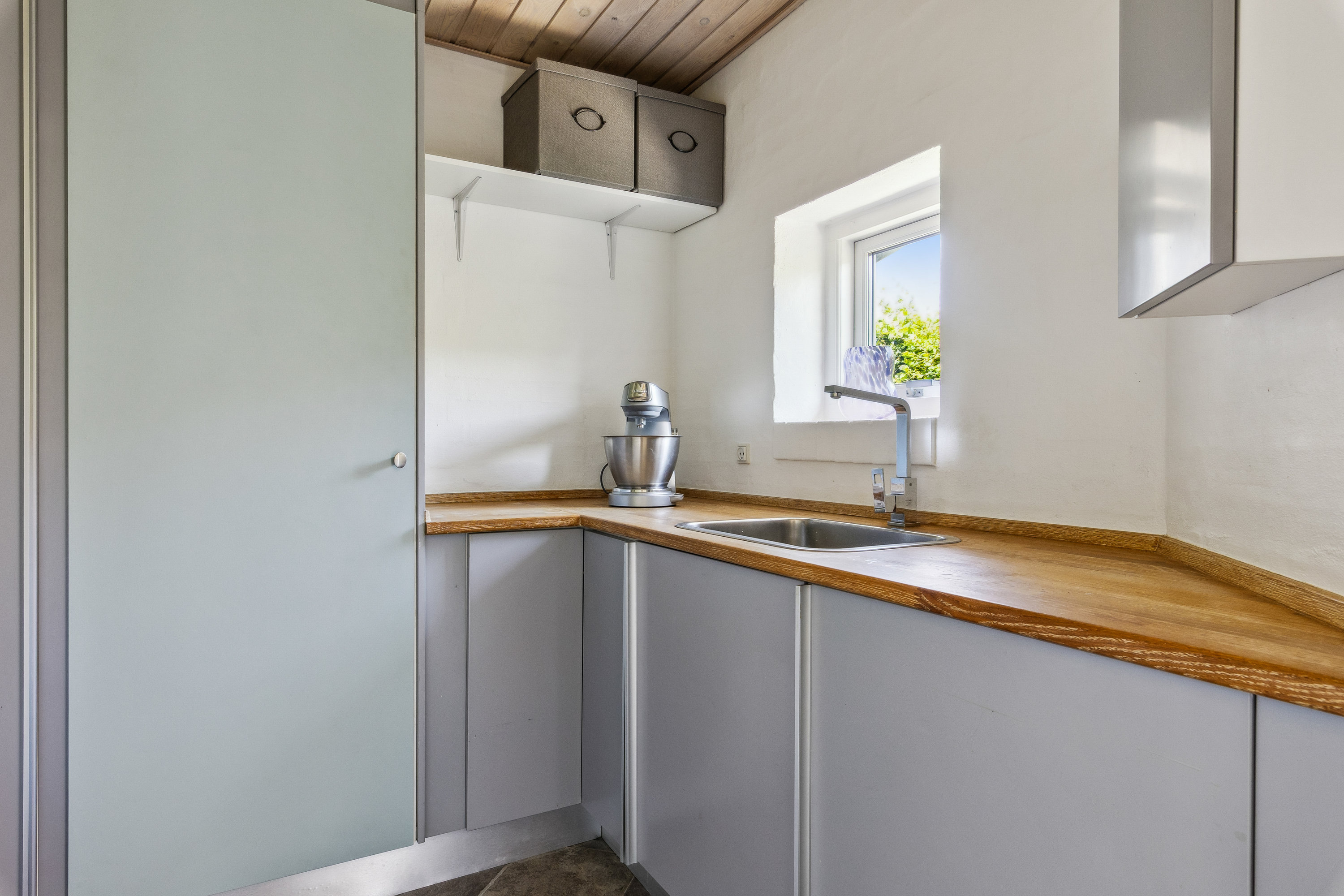 Fremhævet badeværelse billede i fuldskærmstilstand. Billede af Birkhøjen 57, 8382 Hinnerup