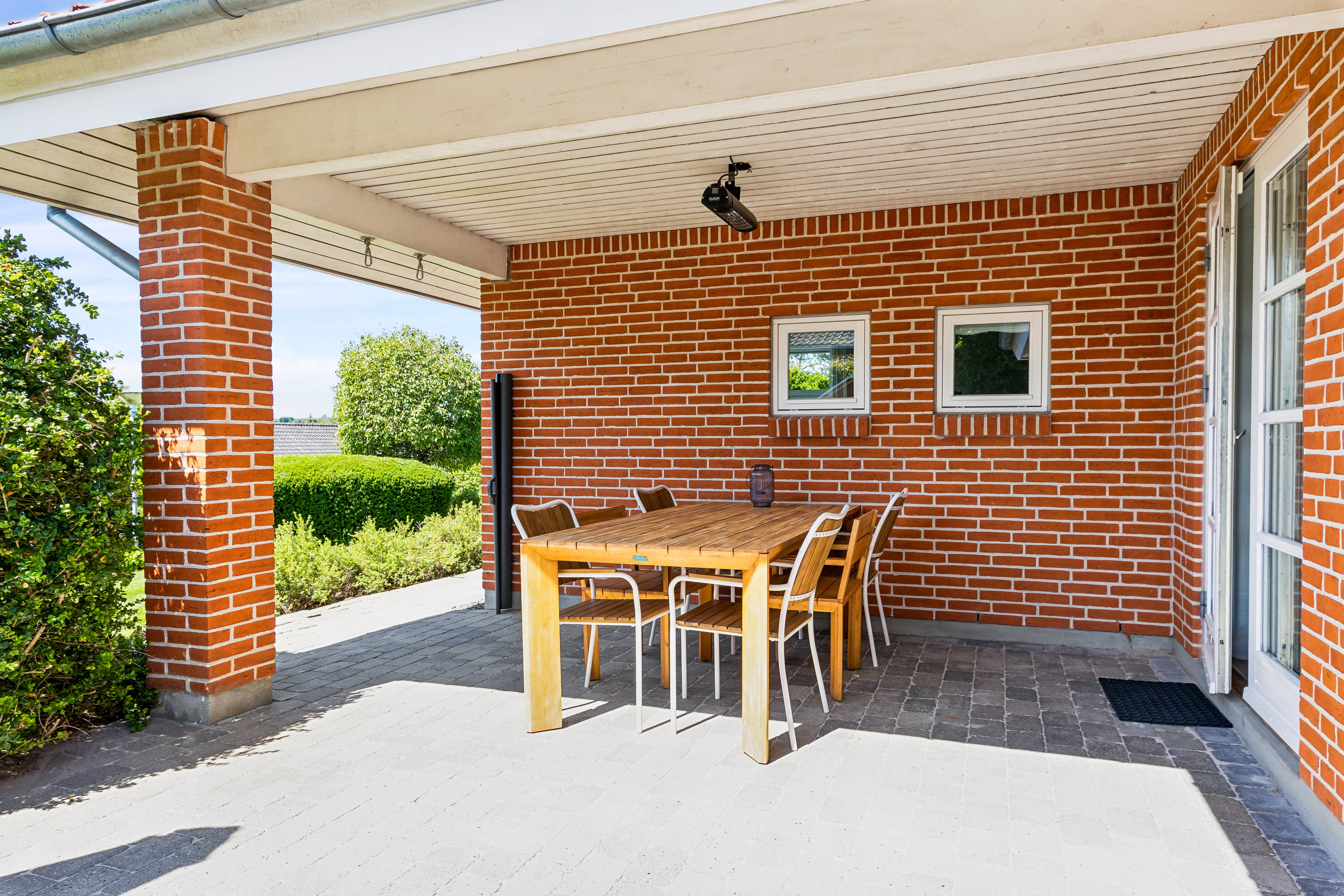 Fremhævet ejendom 1 billede i fuldskærmstilstand. Billede af Birkhøjen 57, 8382 Hinnerup