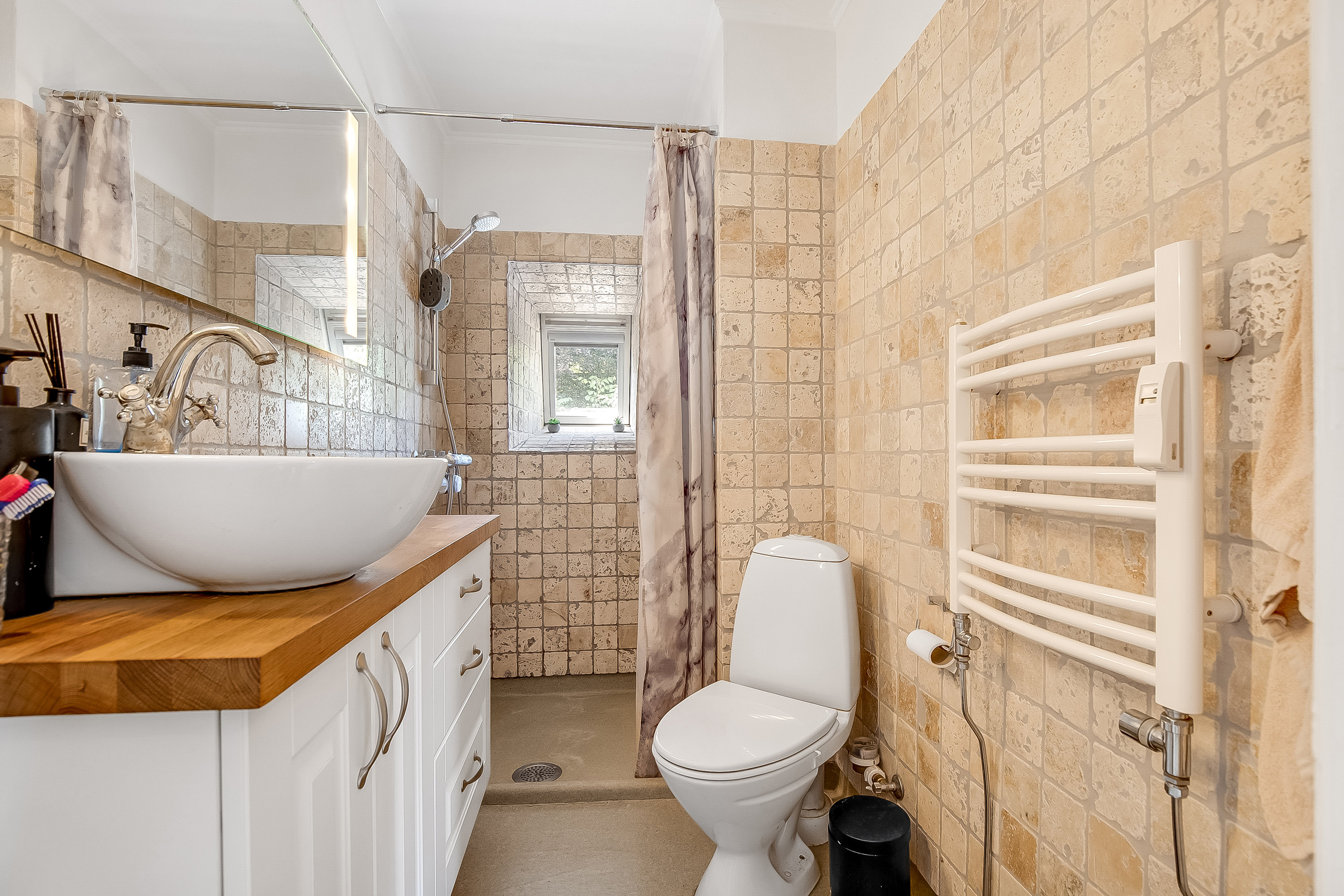 Fremhævet badeværelse billede i fuldskærmstilstand. Billede af Haderslevvej 12B, 2., 6000 Kolding