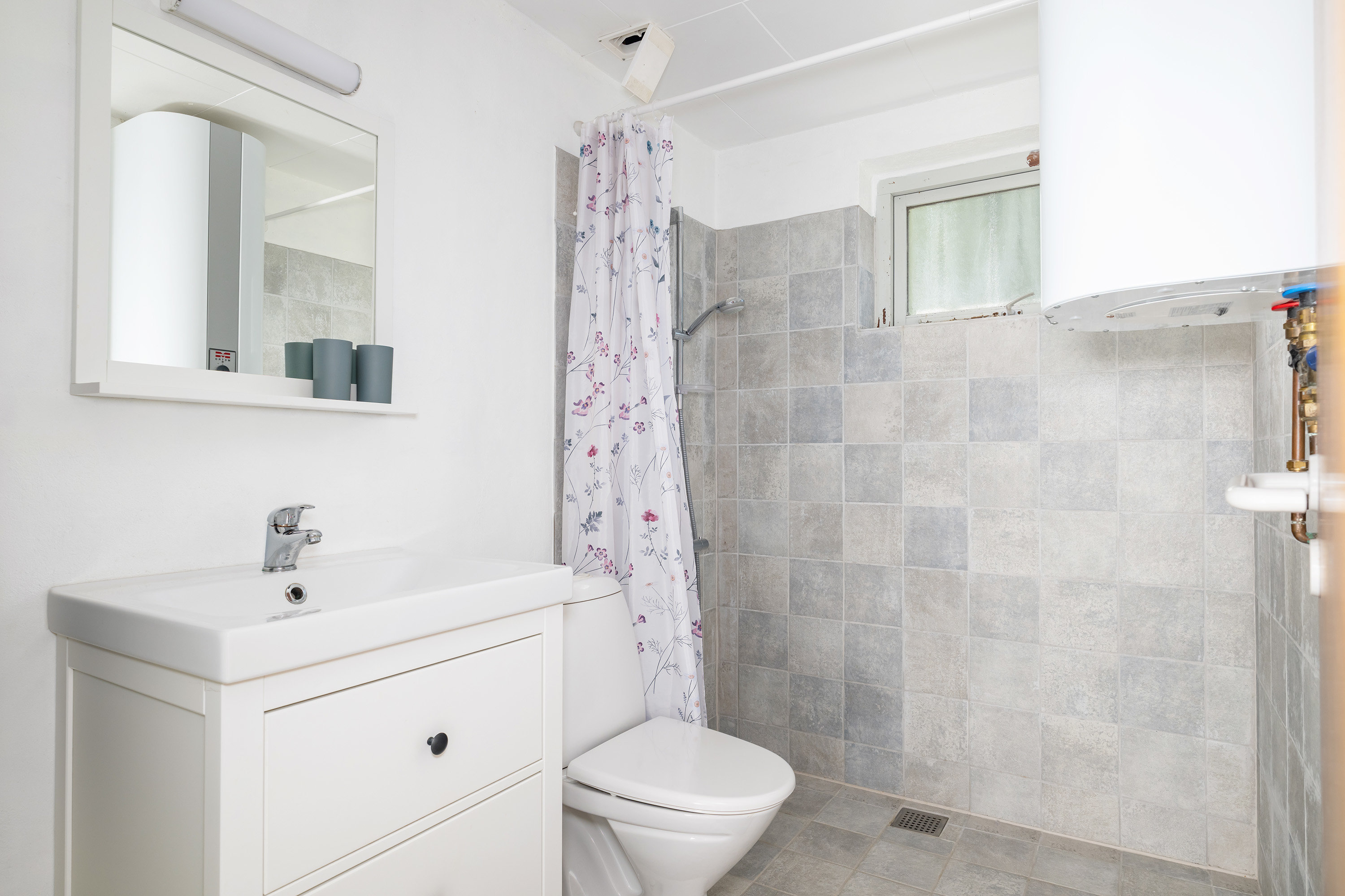 Fremhævet  billede i fuldskærmstilstand. Billede af Tagrørvej 5, Bøtø, 4873 Væggerløse