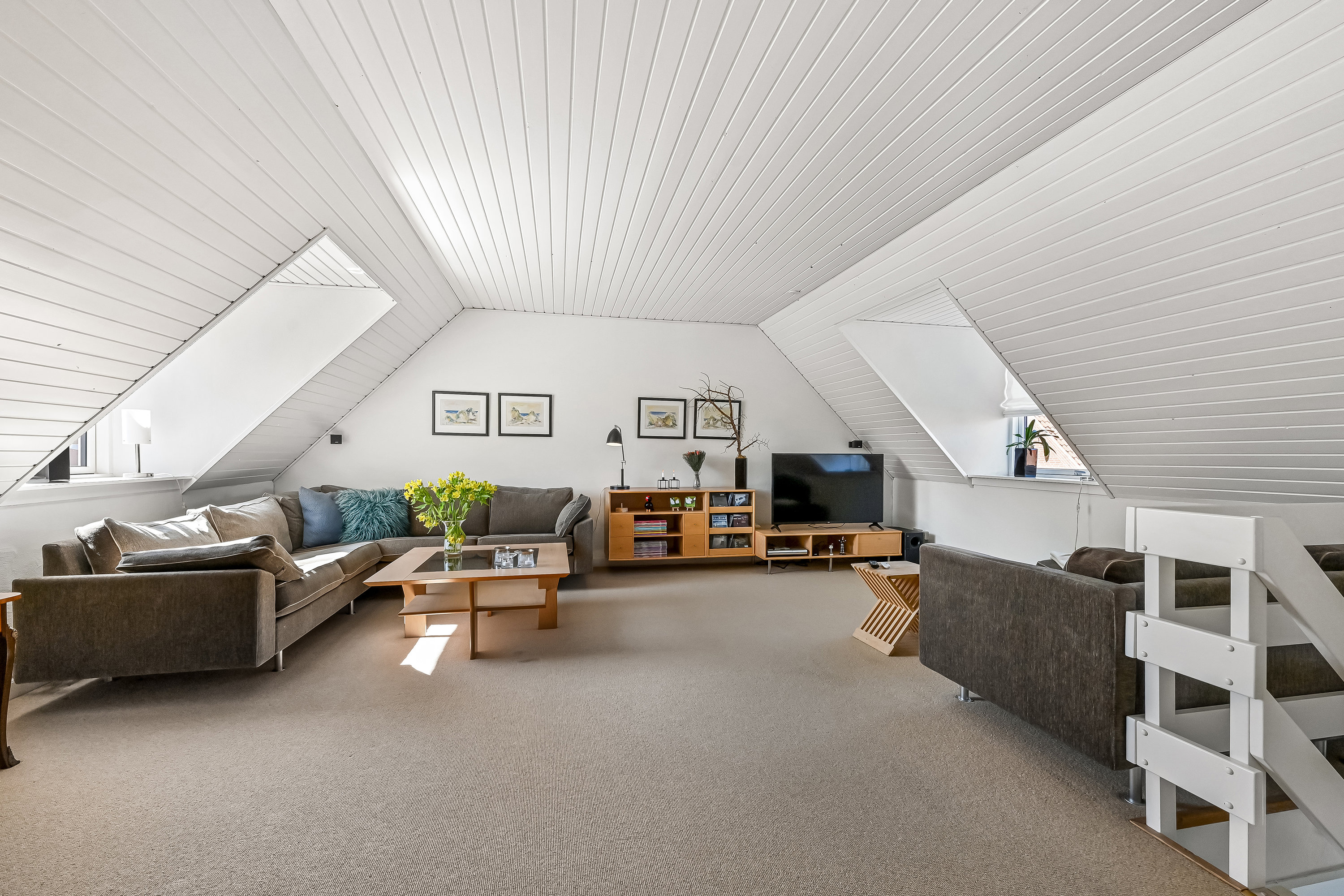 Fremhævet stue billede i fuldskærmstilstand. Billede af Korsørvej 74, 7400 Herning