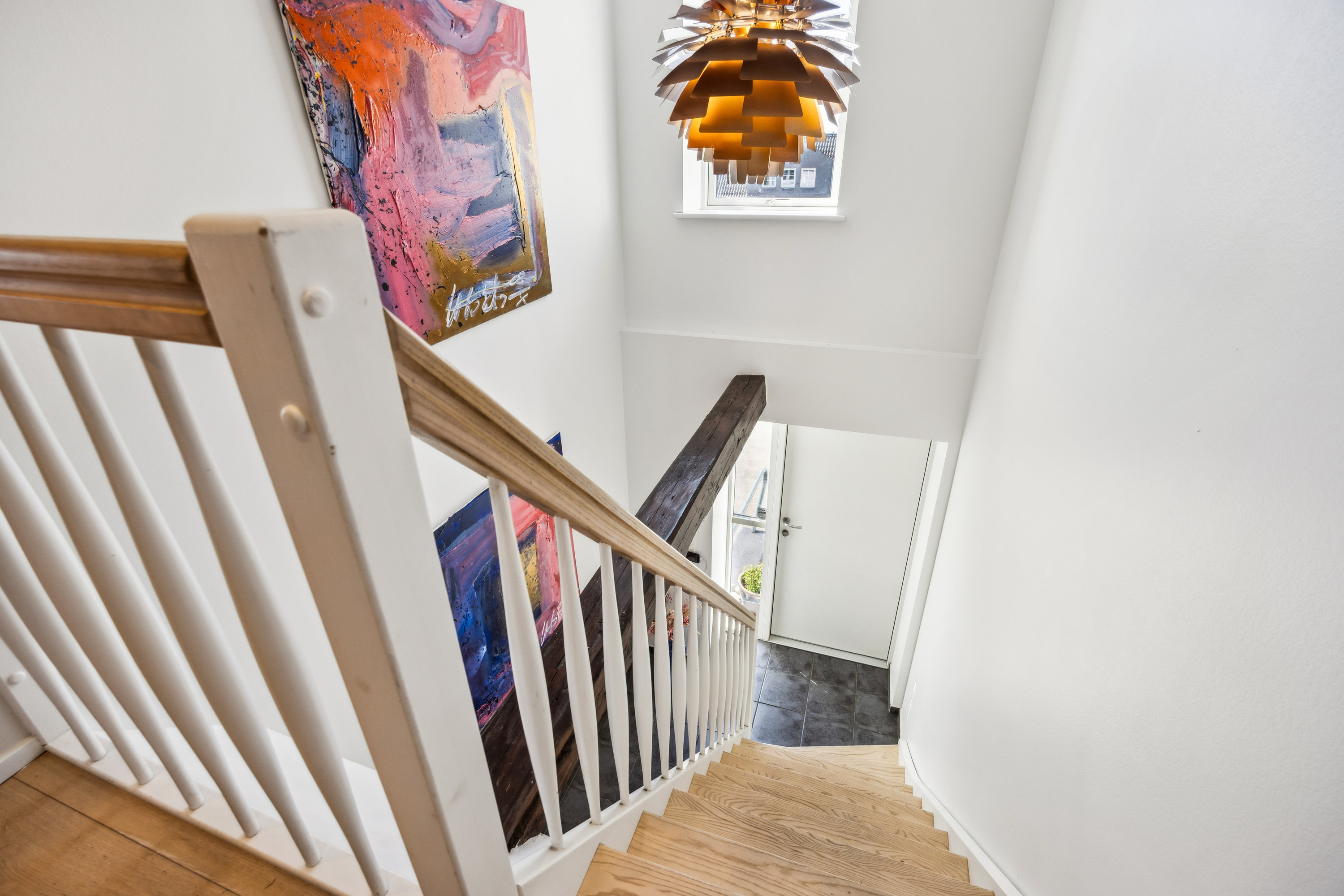 Fremhævet trappe billede i fuldskærmstilstand. Billede af Vodskovvej 136, 9310 Vodskov