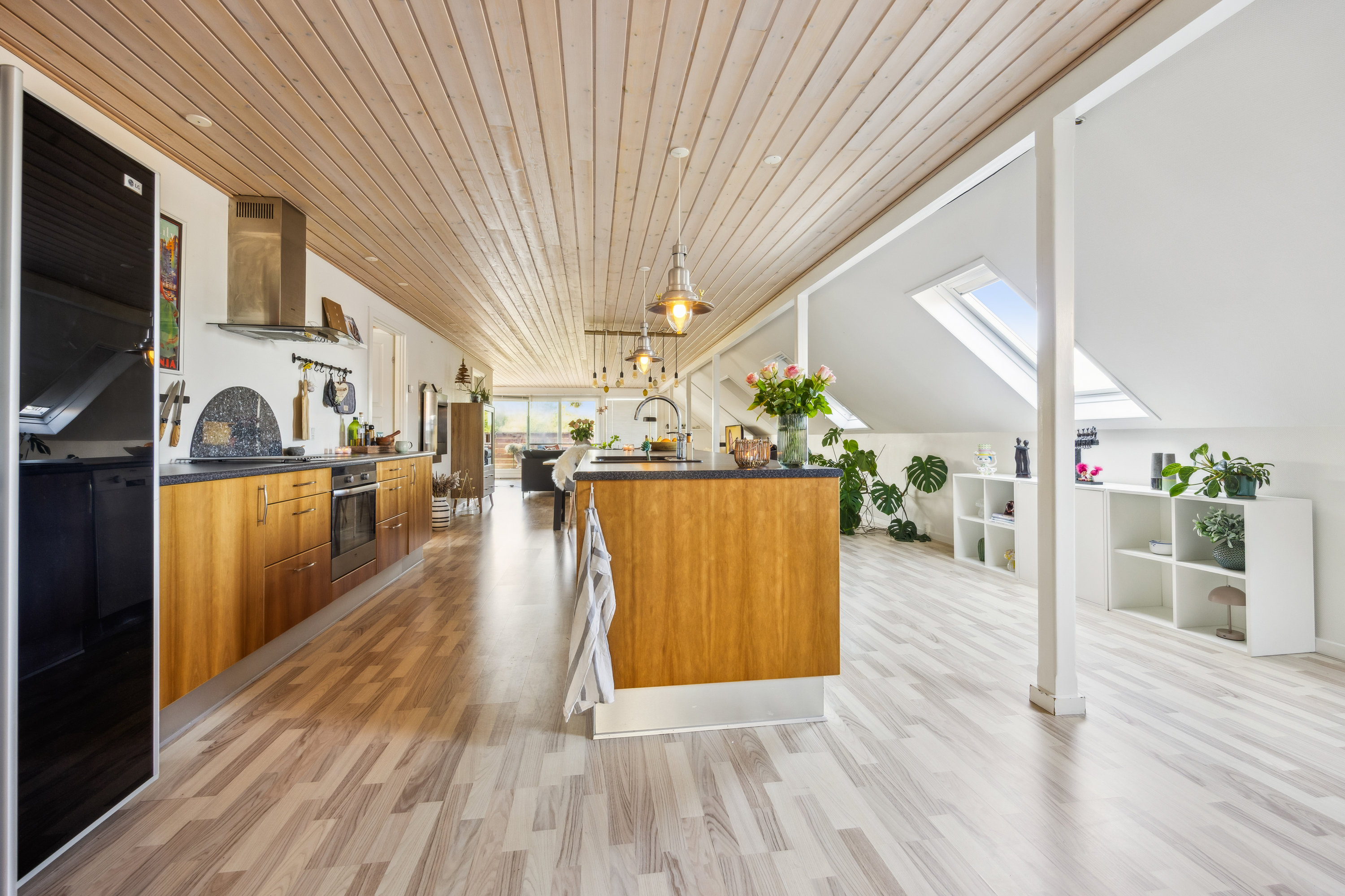 Fremhævet stue billede i fuldskærmstilstand. Billede af Toftevej 38, 9440 Aabybro