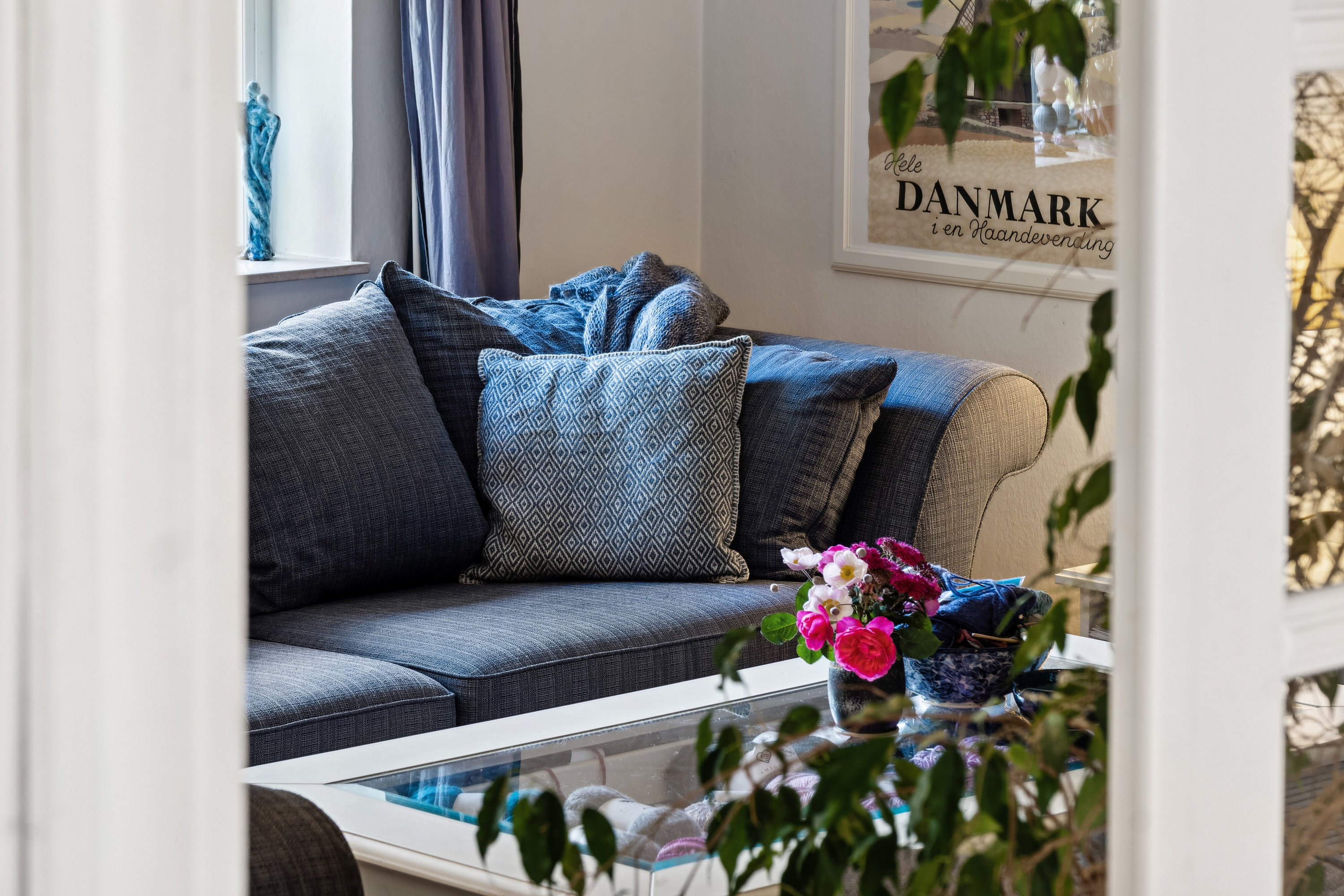 Fremhævet stue billede i fuldskærmstilstand. Billede af Egebjergvej 277, Abildøre, 4560 Vig