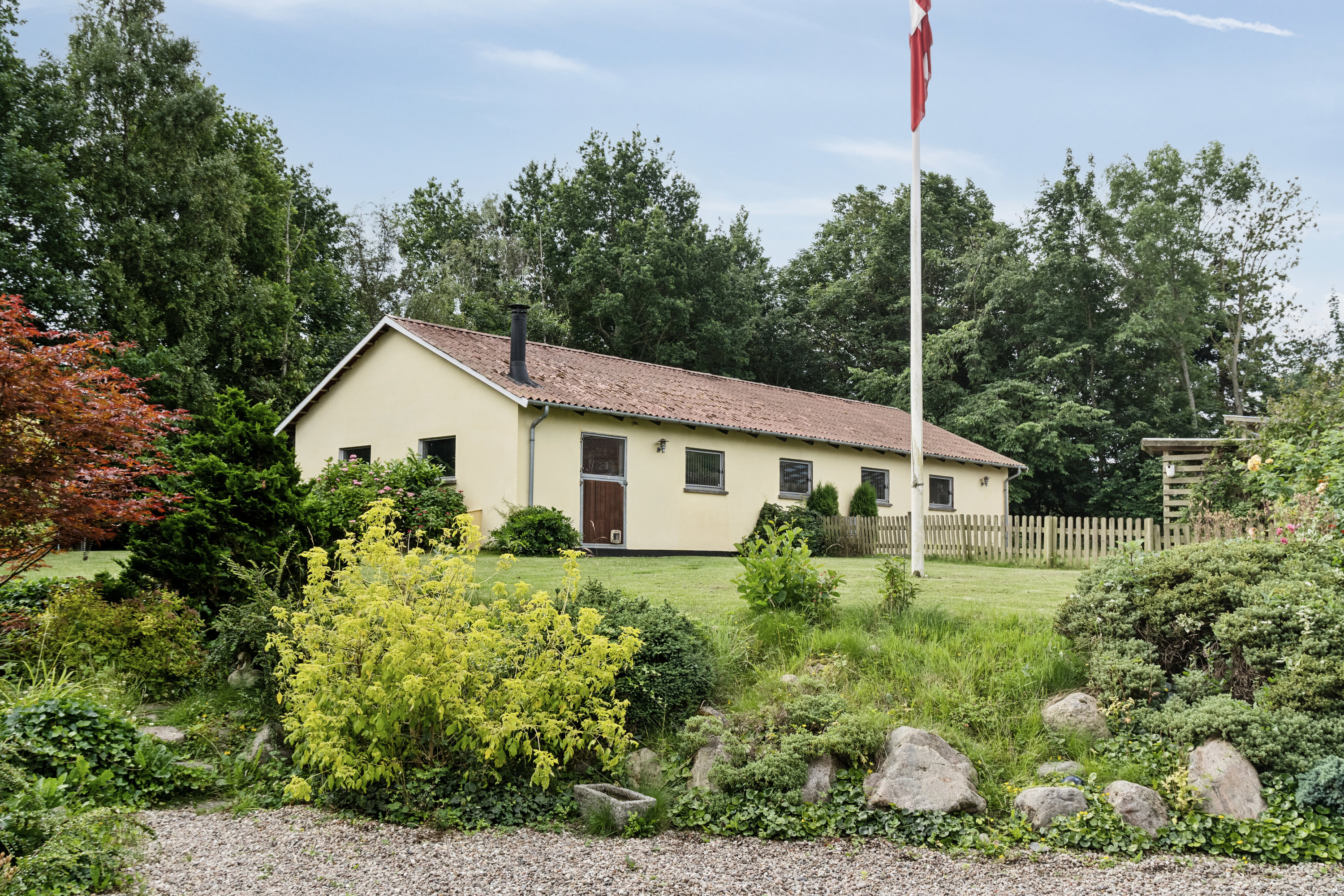 Fremhævet set fra vejen billede i fuldskærmstilstand. Billede af Egebjergvej 277, Abildøre, 4560 Vig