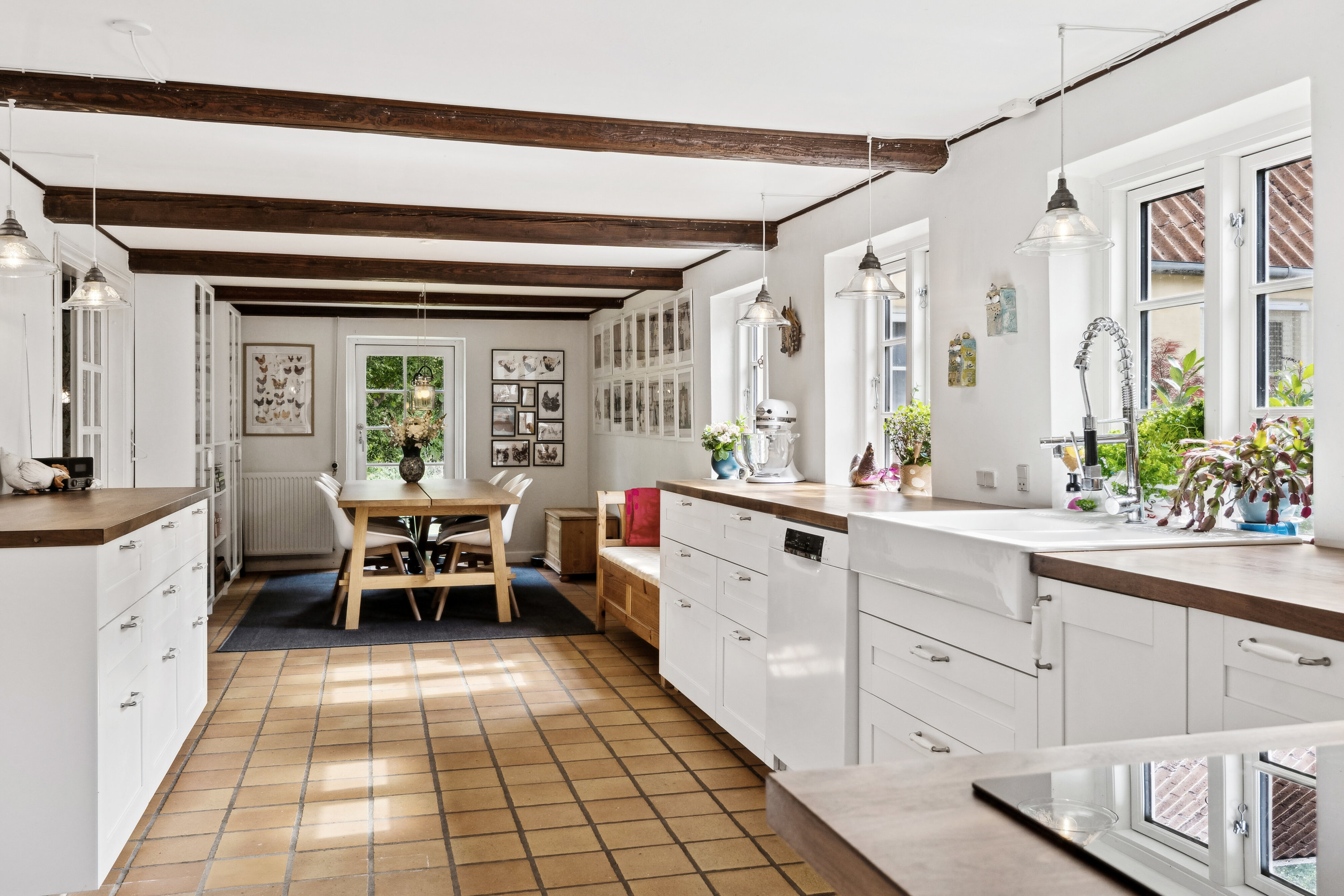 Fremhævet køkken billede i fuldskærmstilstand. Billede af Egebjergvej 277, Abildøre, 4560 Vig