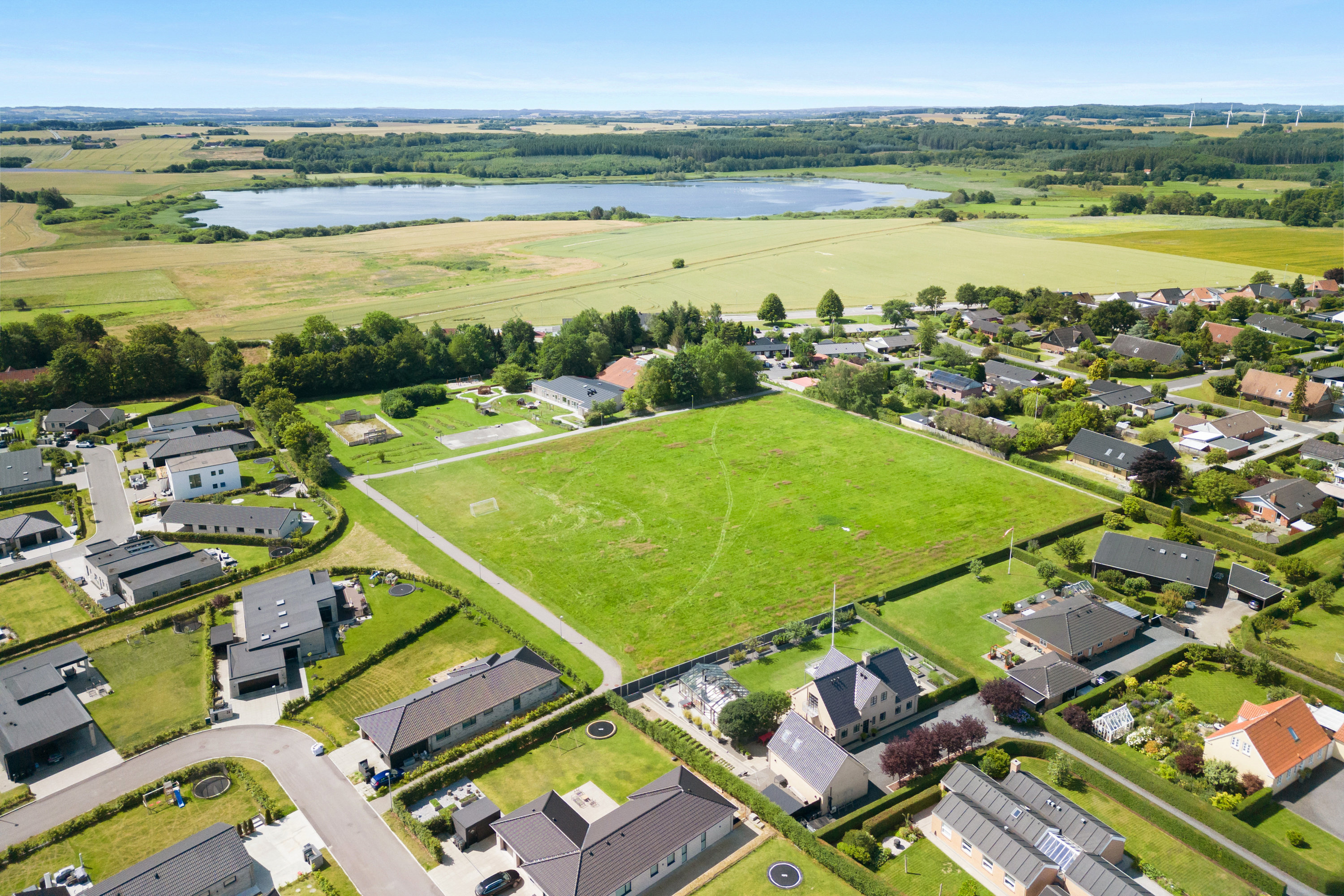 Fremhævet  billede i fuldskærmstilstand. Billede af Møllebakken 46R, Lading, 8471 Sabro