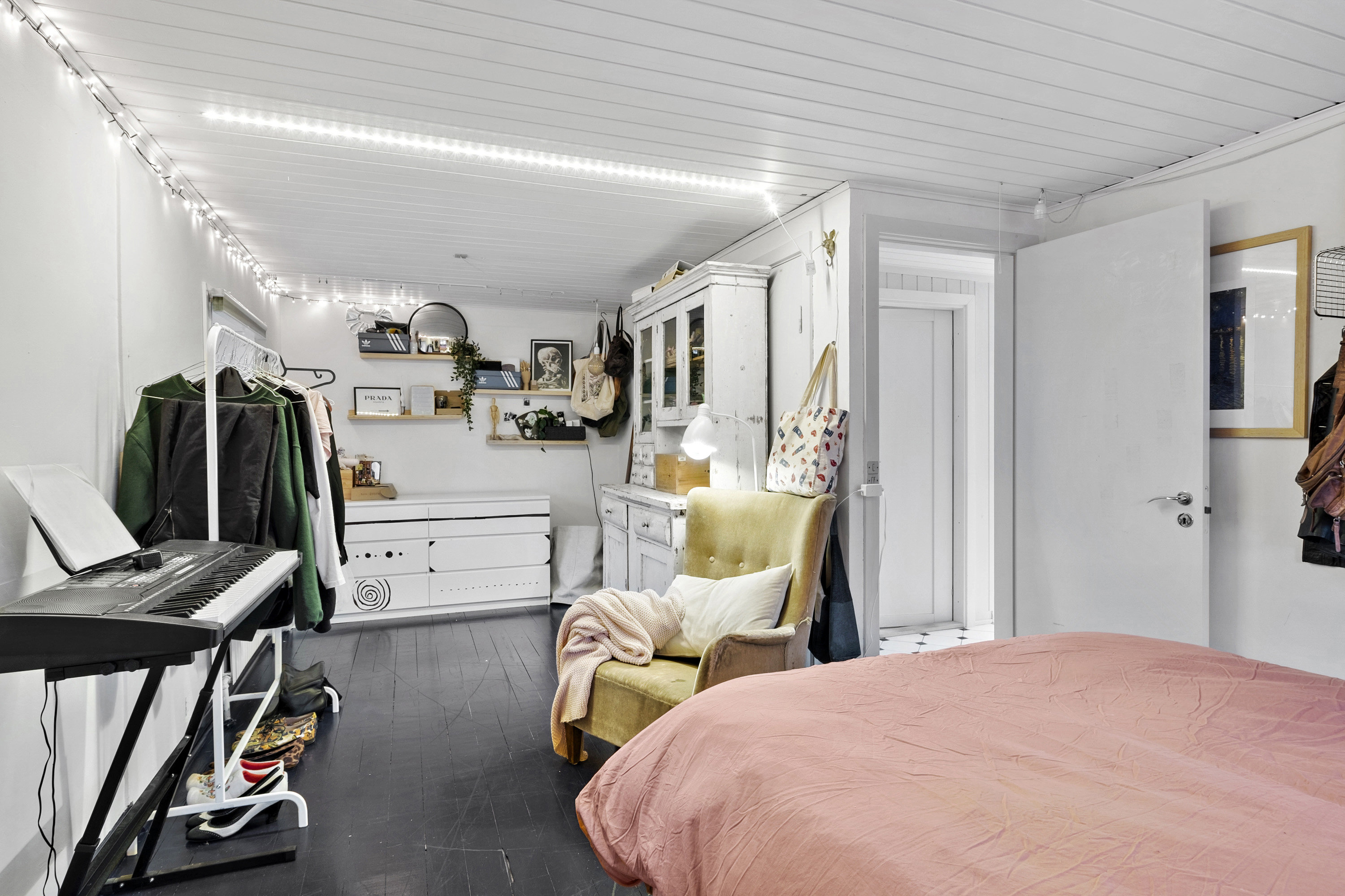 Fremhævet  billede i fuldskærmstilstand. Billede af Lille Lyngbyvej 21, Lille Lyngby, 3320 Skævinge