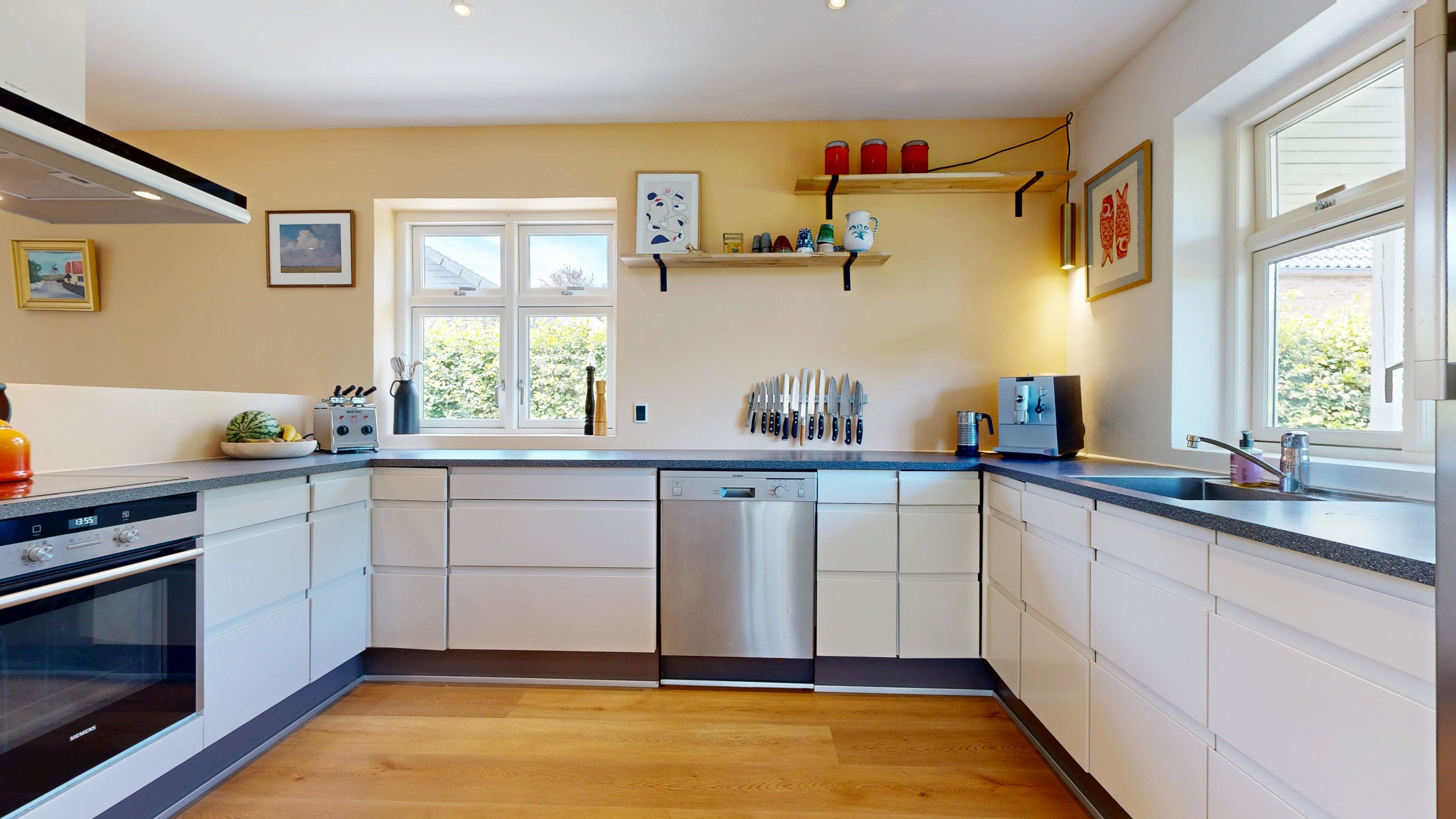 Fremhævet køkken billede i fuldskærmstilstand. Billede af Ustrupvej 17, Ustrup, 8660 Skanderborg