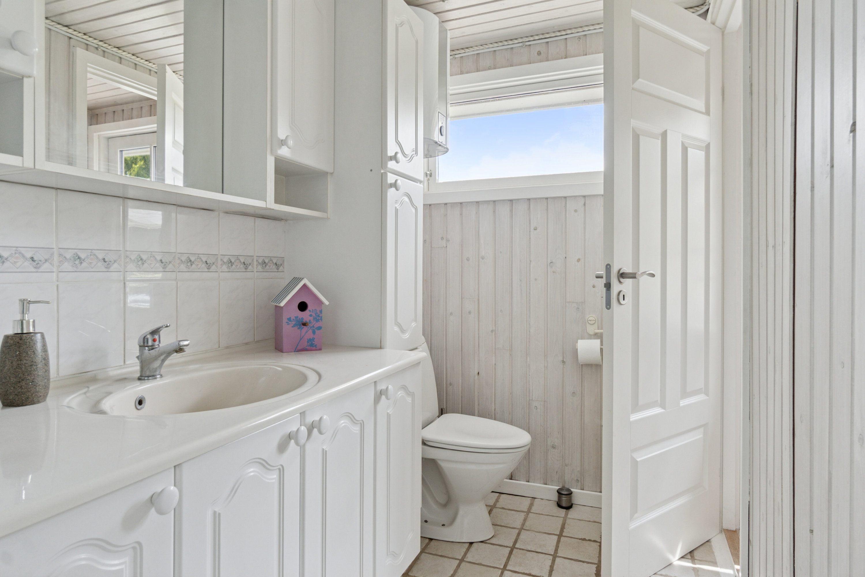 Fremhævet badeværelse billede i fuldskærmstilstand. Billede af Sortmejsevej 6, Ll Kongsmark, 4200 Slagelse