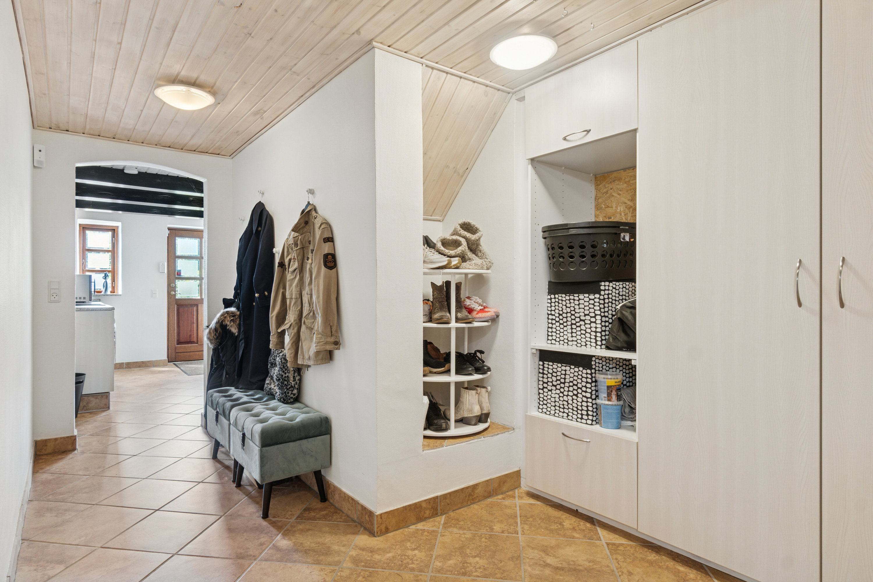 Fremhævet gang billede i fuldskærmstilstand. Billede af Skovalle 3, 8783 Hornsyld