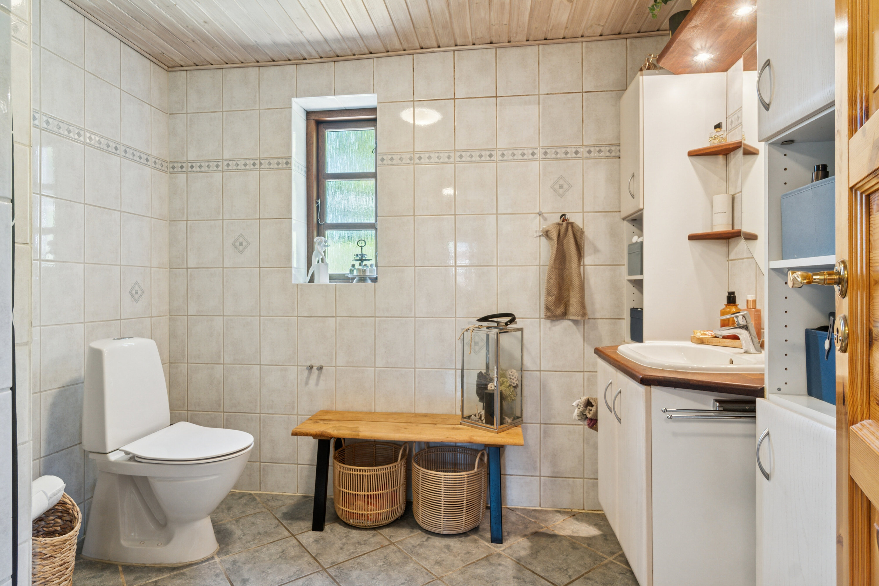 Fremhævet badeværelse billede i fuldskærmstilstand. Billede af Skovalle 3, 8783 Hornsyld