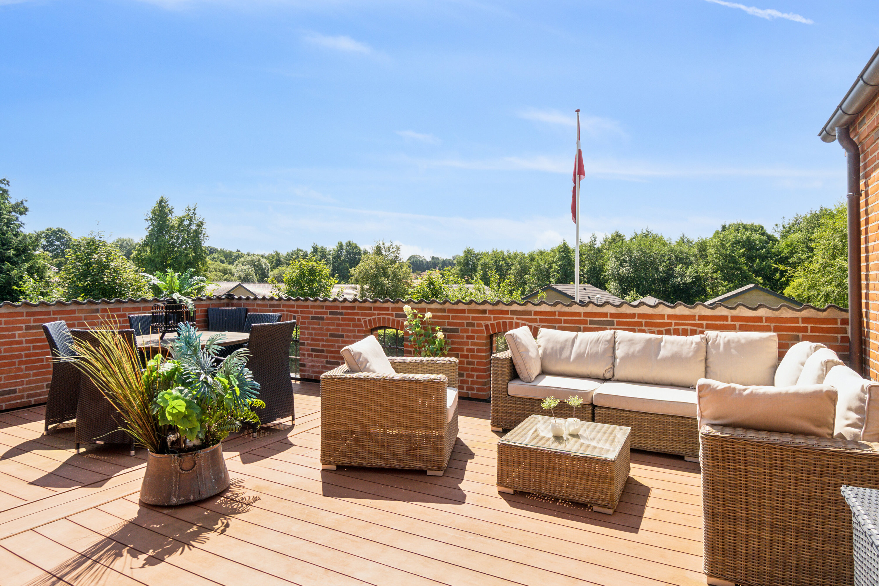 Fremhævet terrasse billede i fuldskærmstilstand. Billede af Skovalle 3, 8783 Hornsyld