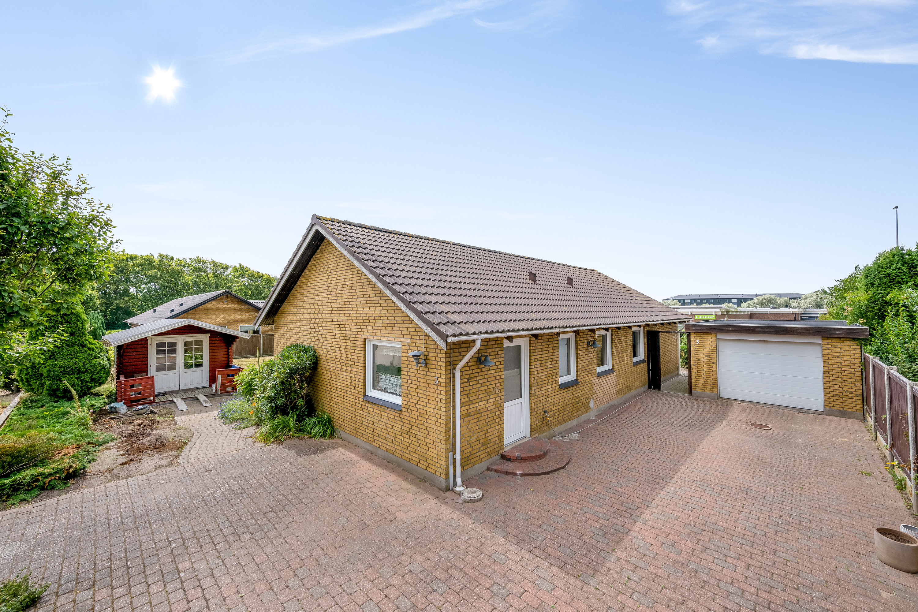 Miniaturebillede 1: facade. Billede af Marktoften 3, 6950 Ringkøbing