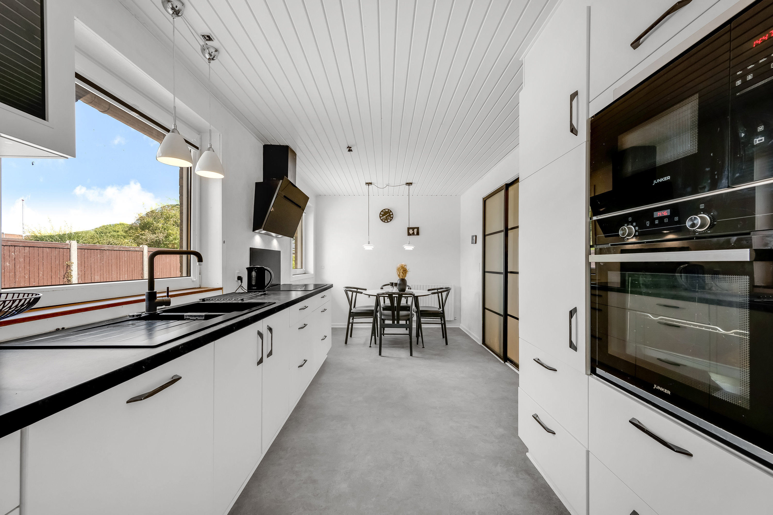 Fremhævet køkken billede i fuldskærmstilstand. Billede af Marktoften 3, 6950 Ringkøbing