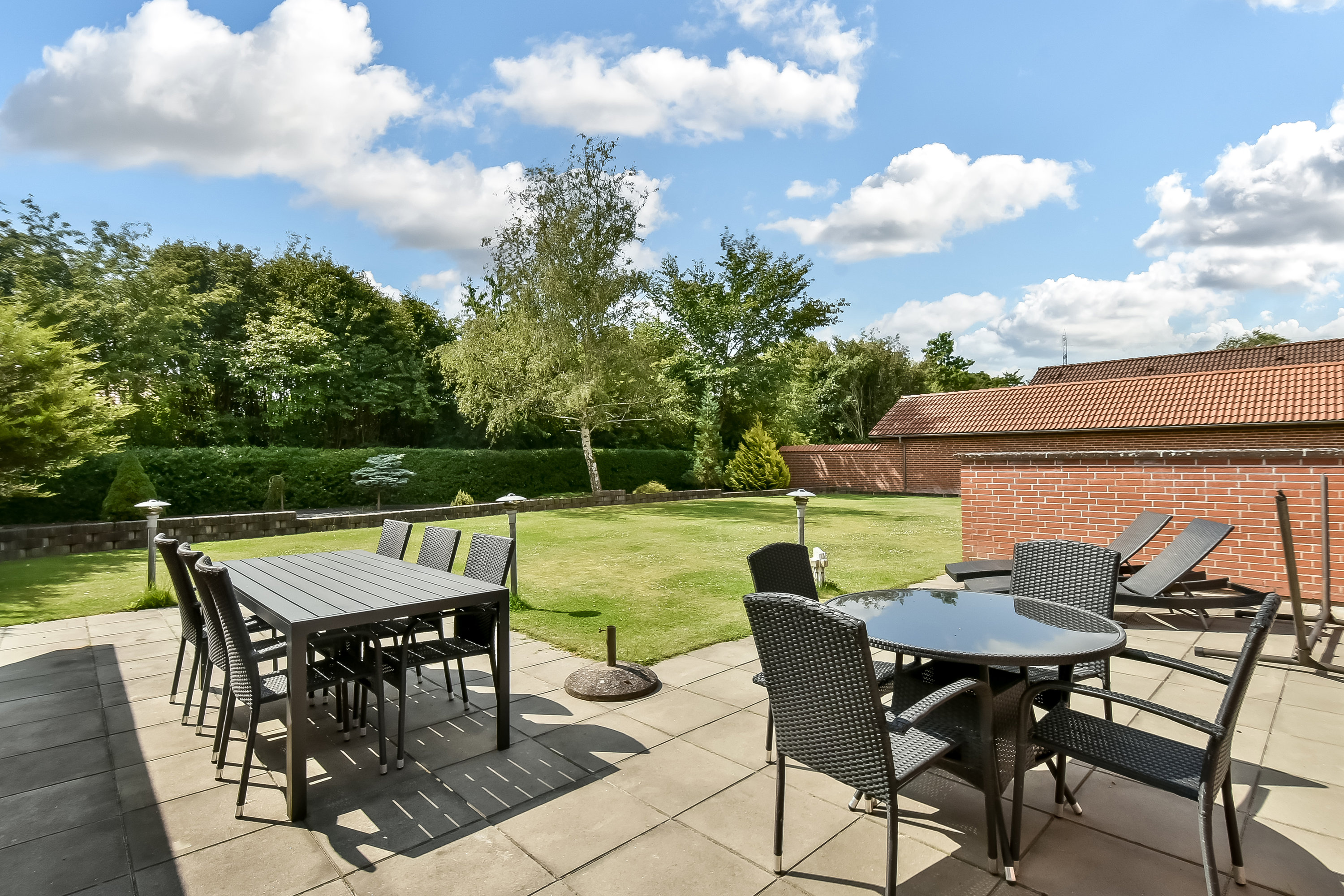 Fremhævet terrasse billede i fuldskærmstilstand. Billede af Vildbjergvænget 7, Tjørring, 7400 Herning
