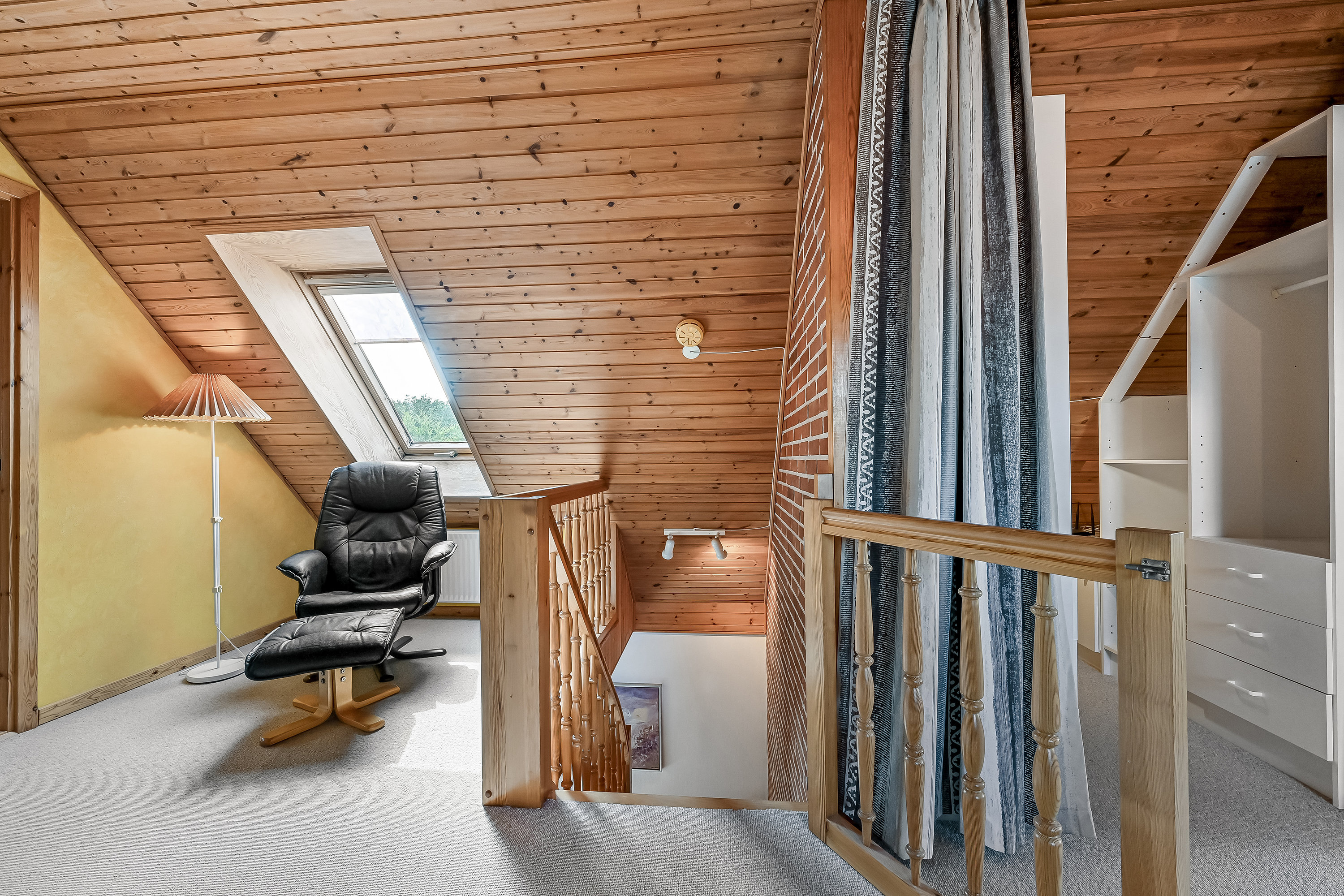 Fremhævet stue billede i fuldskærmstilstand. Billede af Vildbjergvænget 7, Tjørring, 7400 Herning