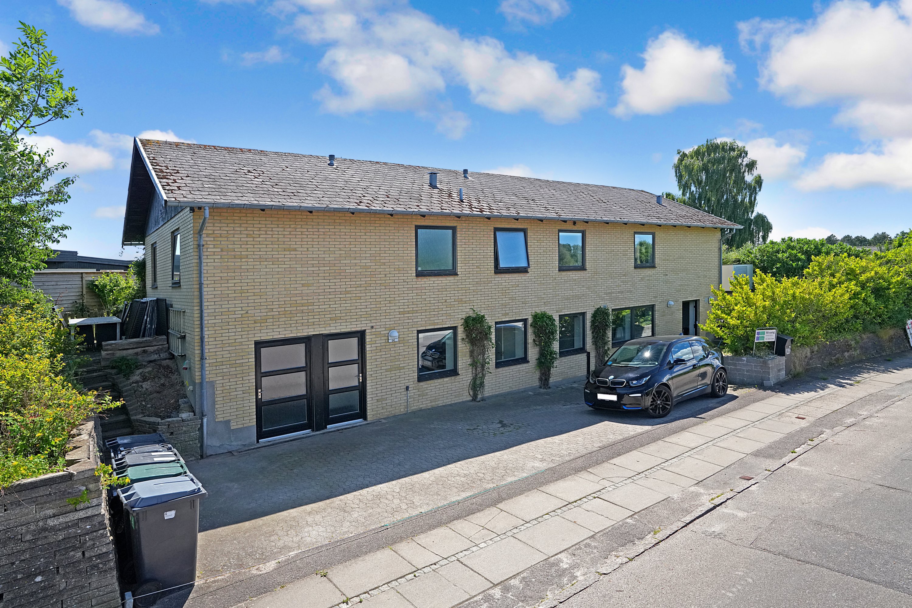 Fremhævet ejendommen billede i fuldskærmstilstand. Billede af Peder Billesvej 96, 4300 Holbæk