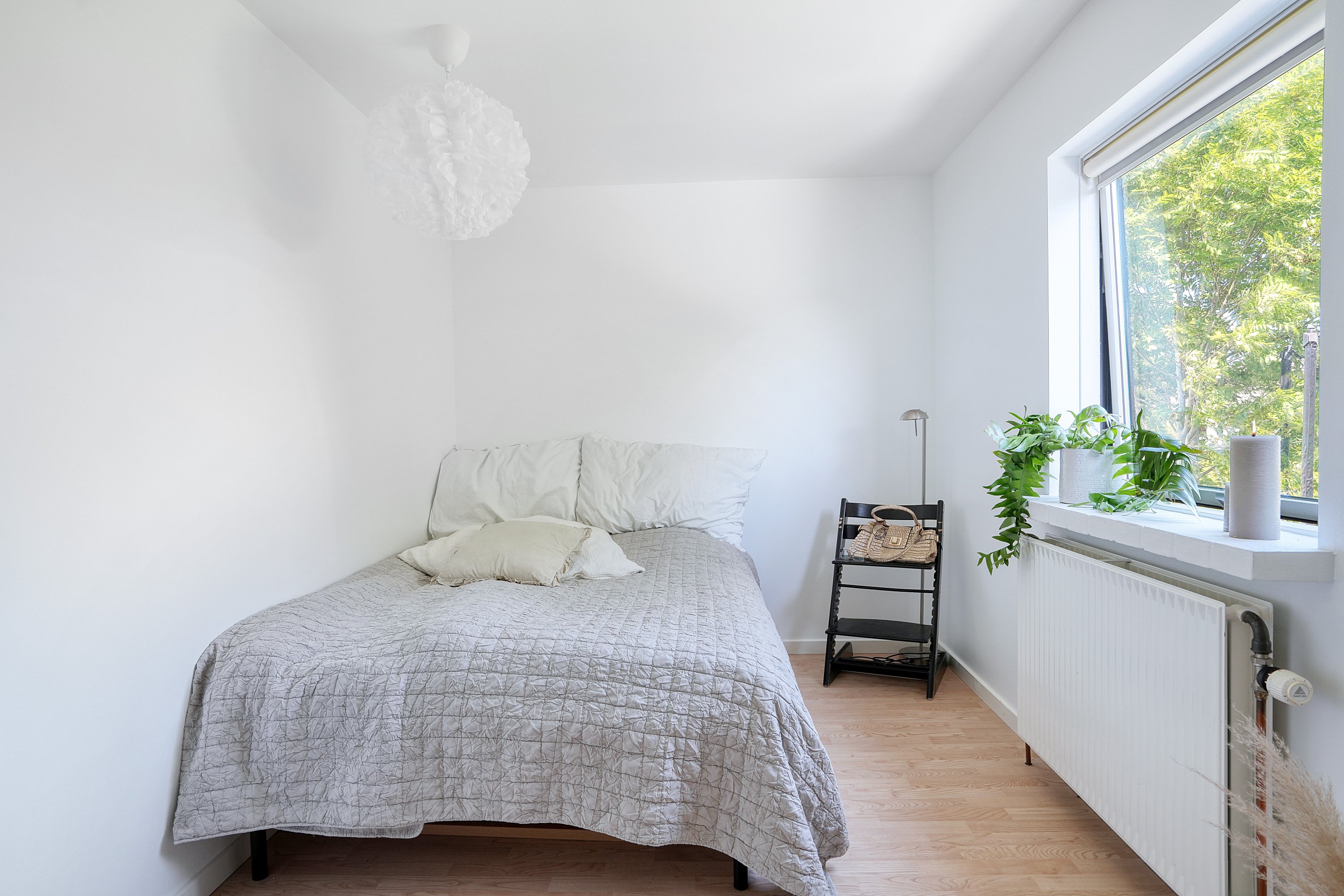 Fremhævet værelse billede i fuldskærmstilstand. Billede af Peder Billesvej 96, 4300 Holbæk