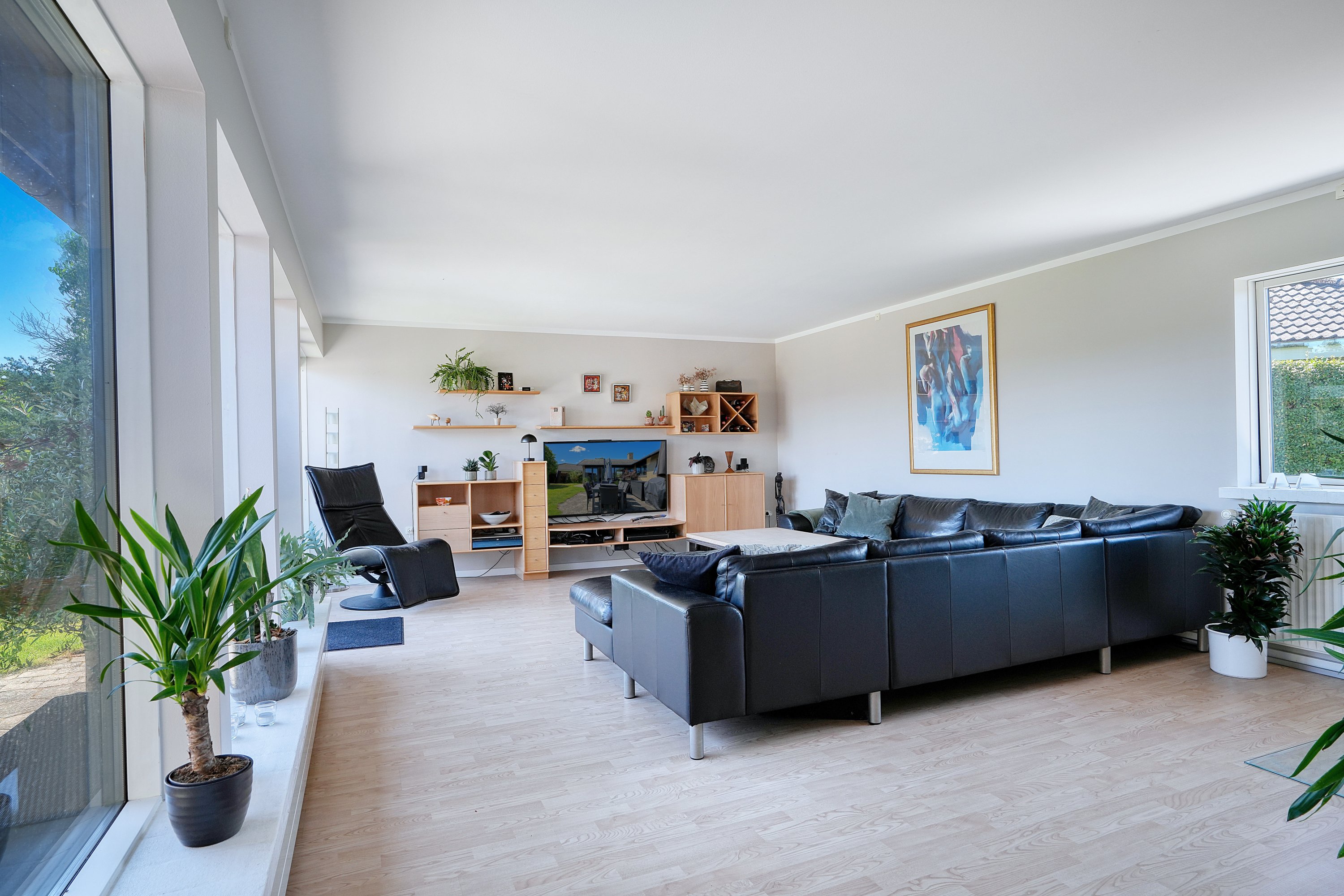 Fremhævet stue billede i fuldskærmstilstand. Billede af Peder Billesvej 96, 4300 Holbæk