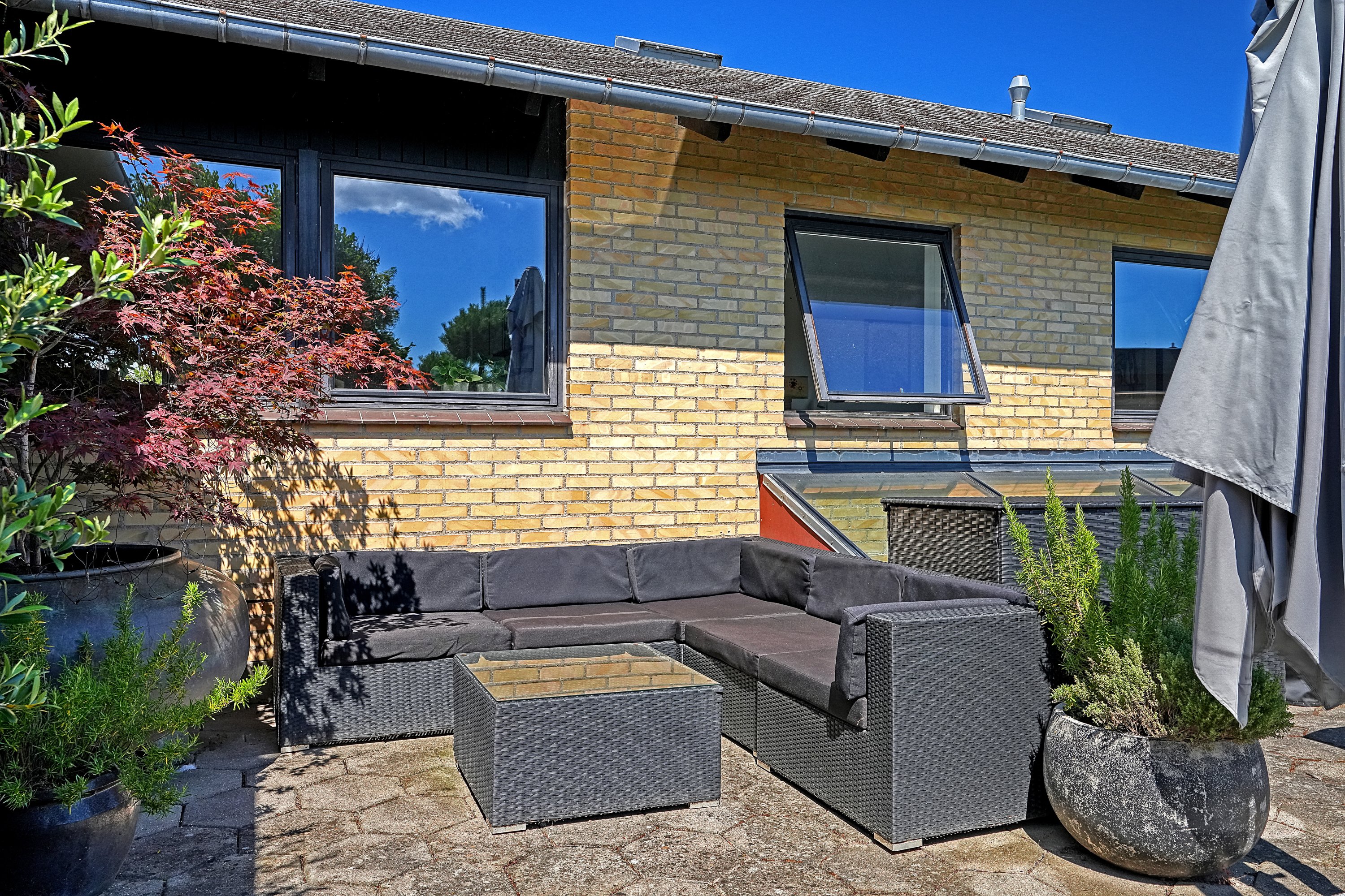 Fremhævet terrasse billede i fuldskærmstilstand. Billede af Peder Billesvej 96, 4300 Holbæk