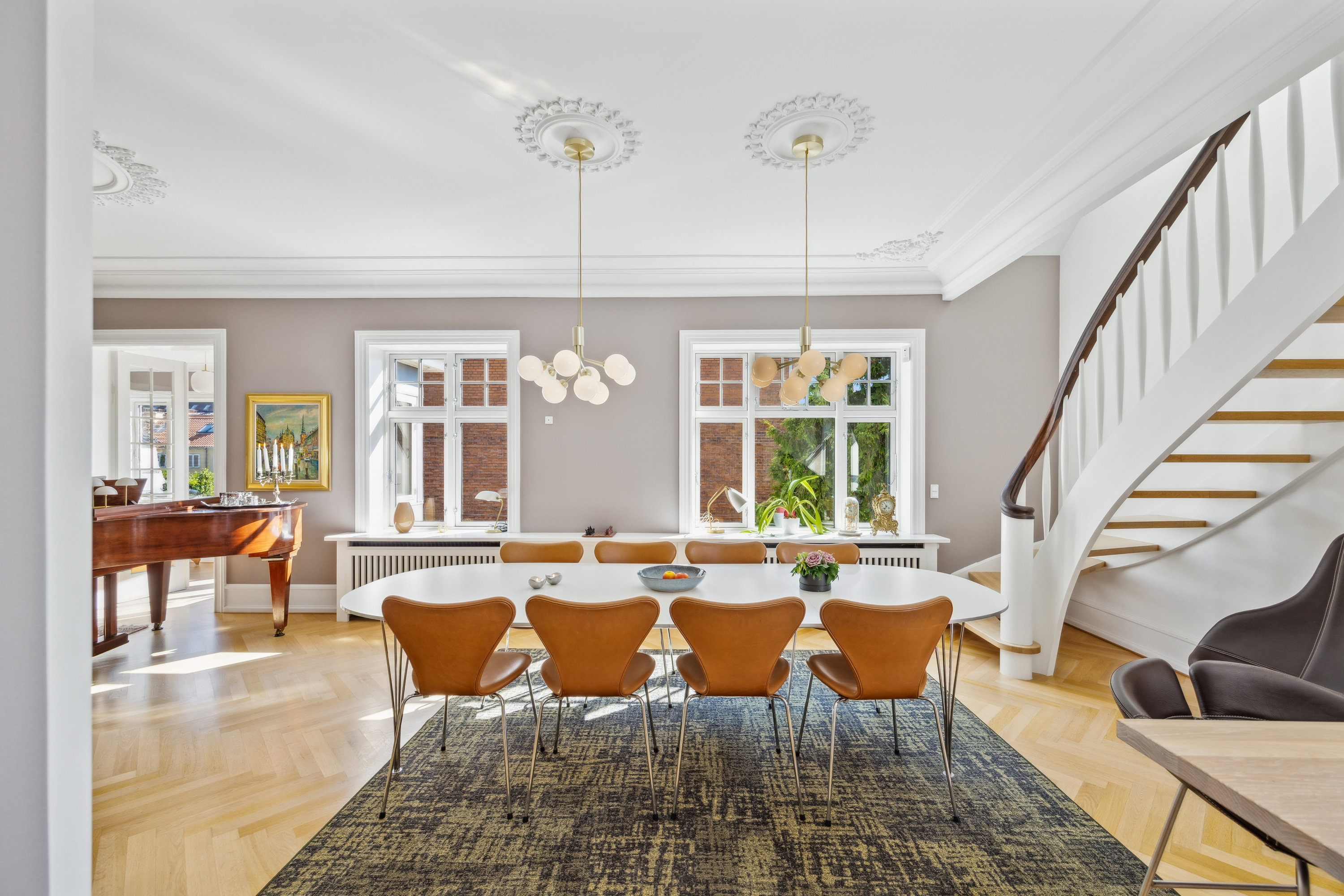 Fremhævet stue billede i fuldskærmstilstand. Billede af Fuglebakkevej 83, 1., 2000 Frederiksberg