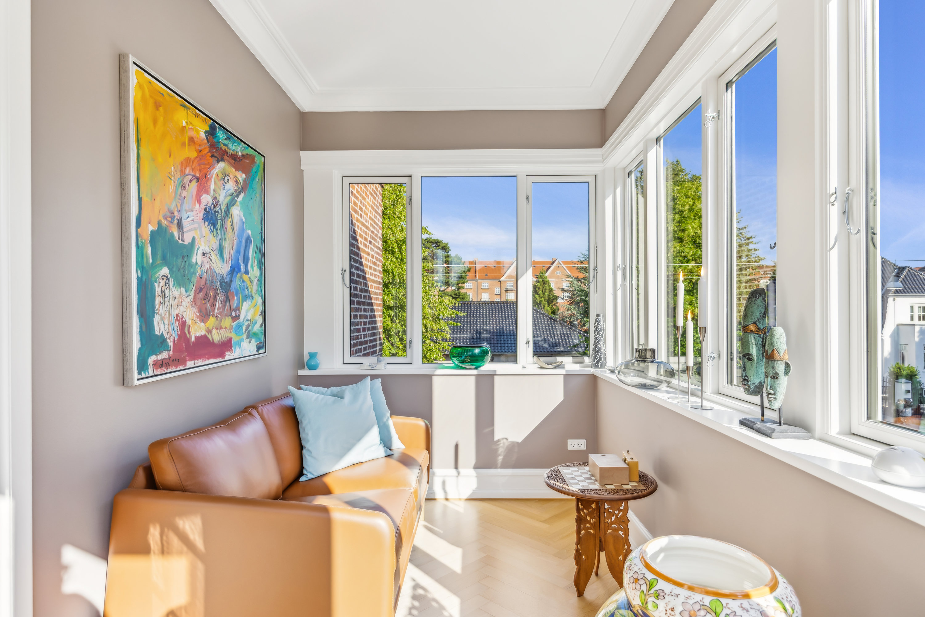Fremhævet stue billede i fuldskærmstilstand. Billede af Fuglebakkevej 83, 1., 2000 Frederiksberg