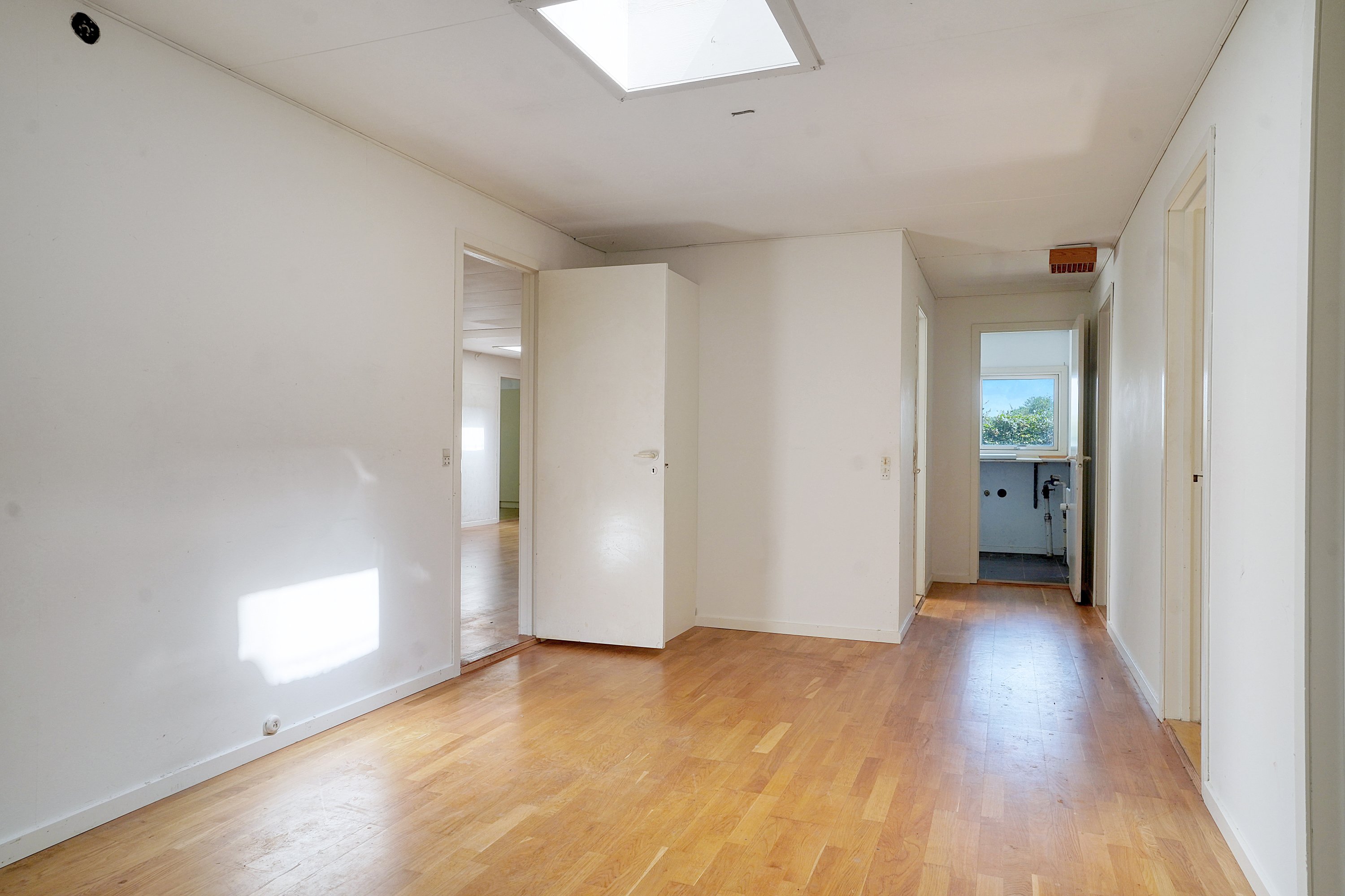 Fremhævet værelse billede i fuldskærmstilstand. Billede af Kastanievej 13, 3480 Fredensborg