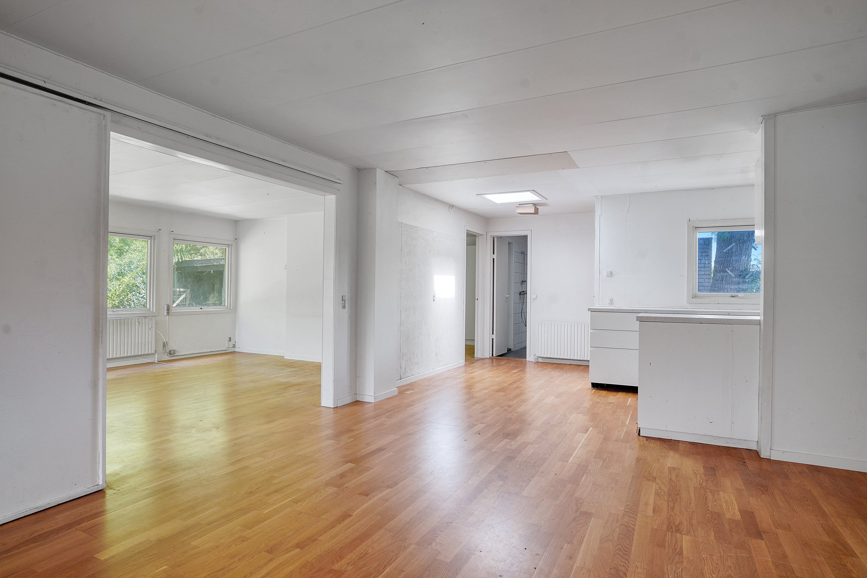 Fremhævet stue billede i fuldskærmstilstand. Billede af Kastanievej 13, 3480 Fredensborg