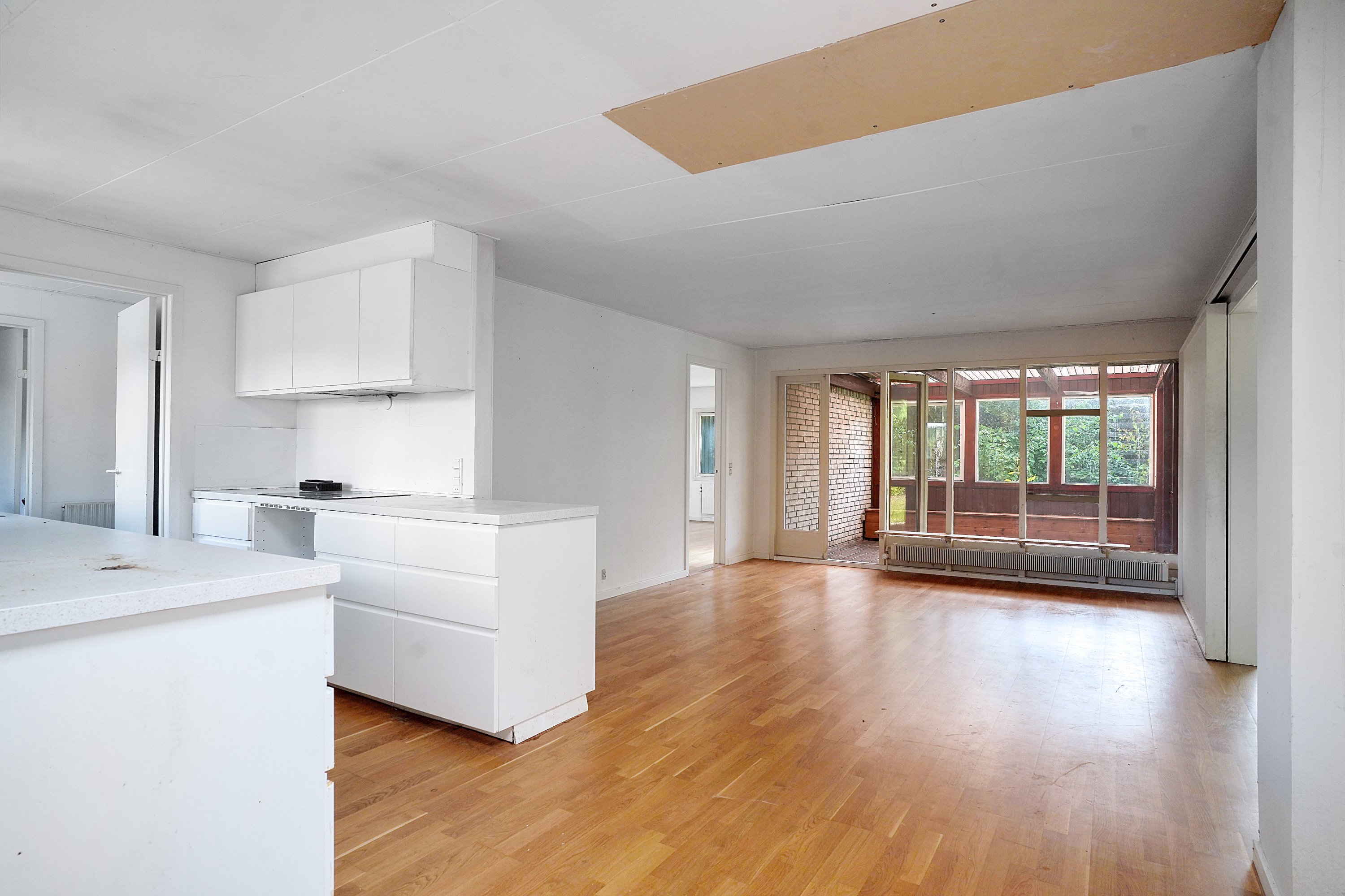 Fremhævet køkken billede i fuldskærmstilstand. Billede af Kastanievej 13, 3480 Fredensborg