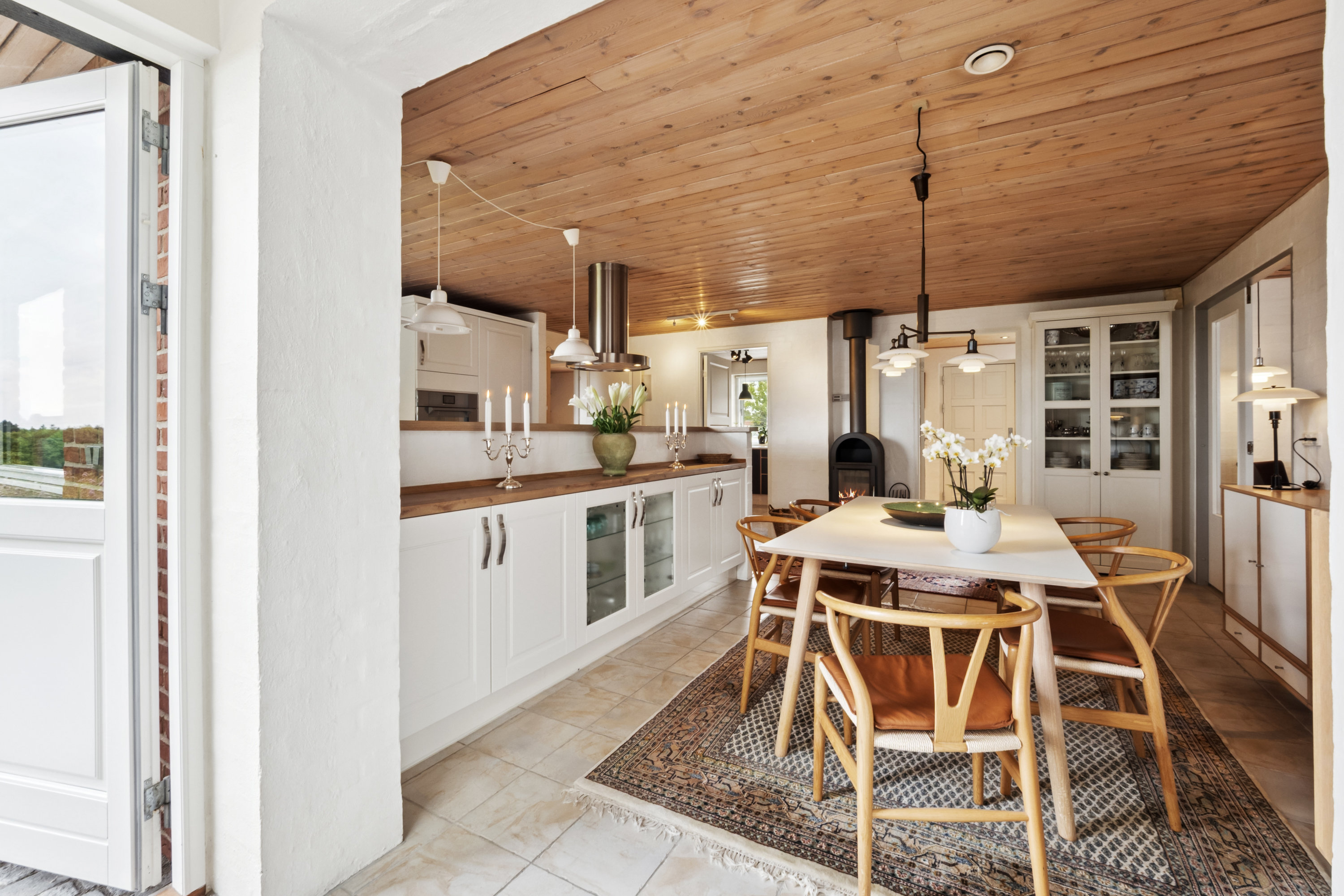 Fremhævet køkken billede i fuldskærmstilstand. Billede af Lærkebakken 26, 8831 Løgstrup