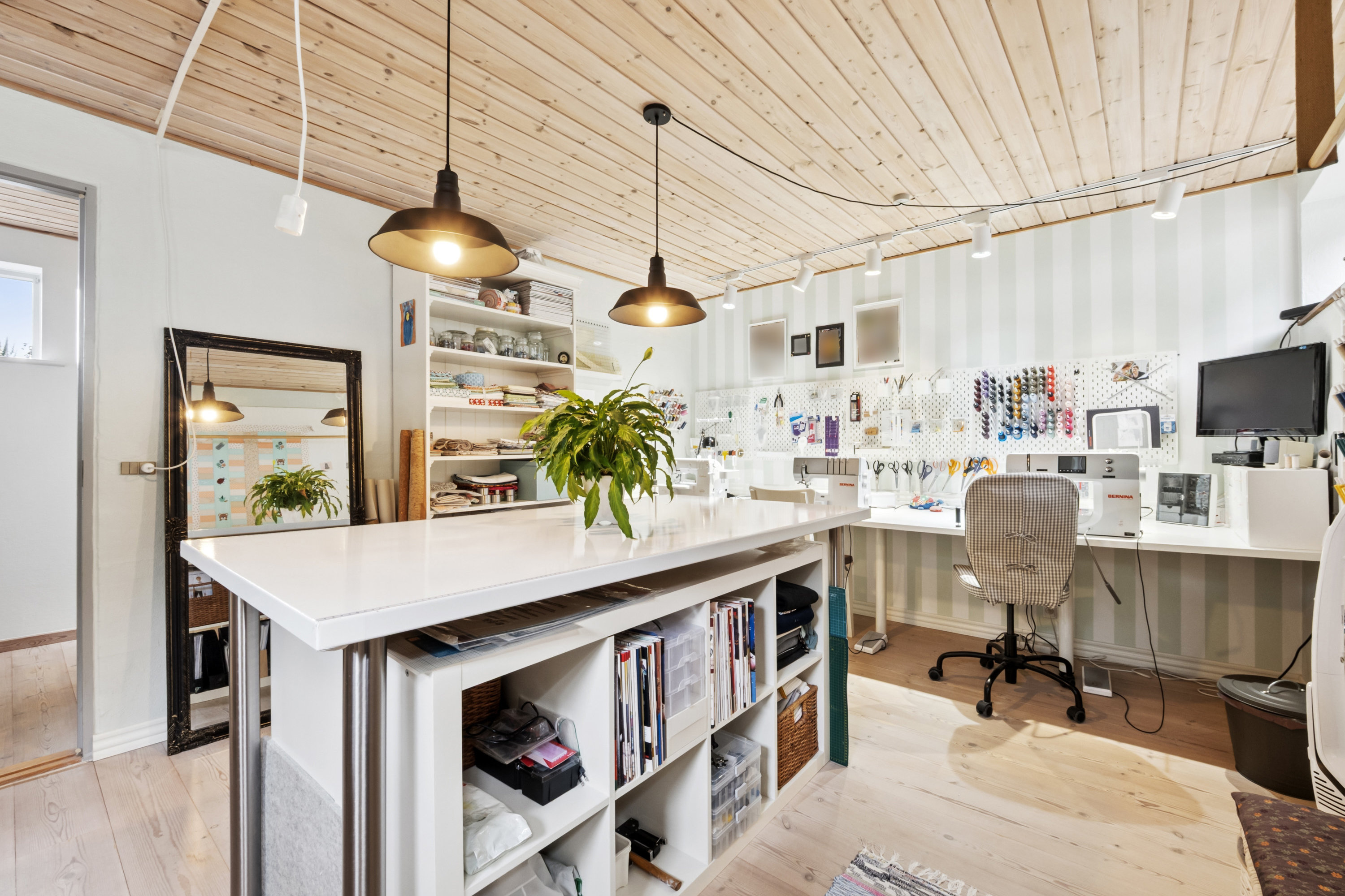 Fremhævet køkken billede i fuldskærmstilstand. Billede af Lærkebakken 26, 8831 Løgstrup