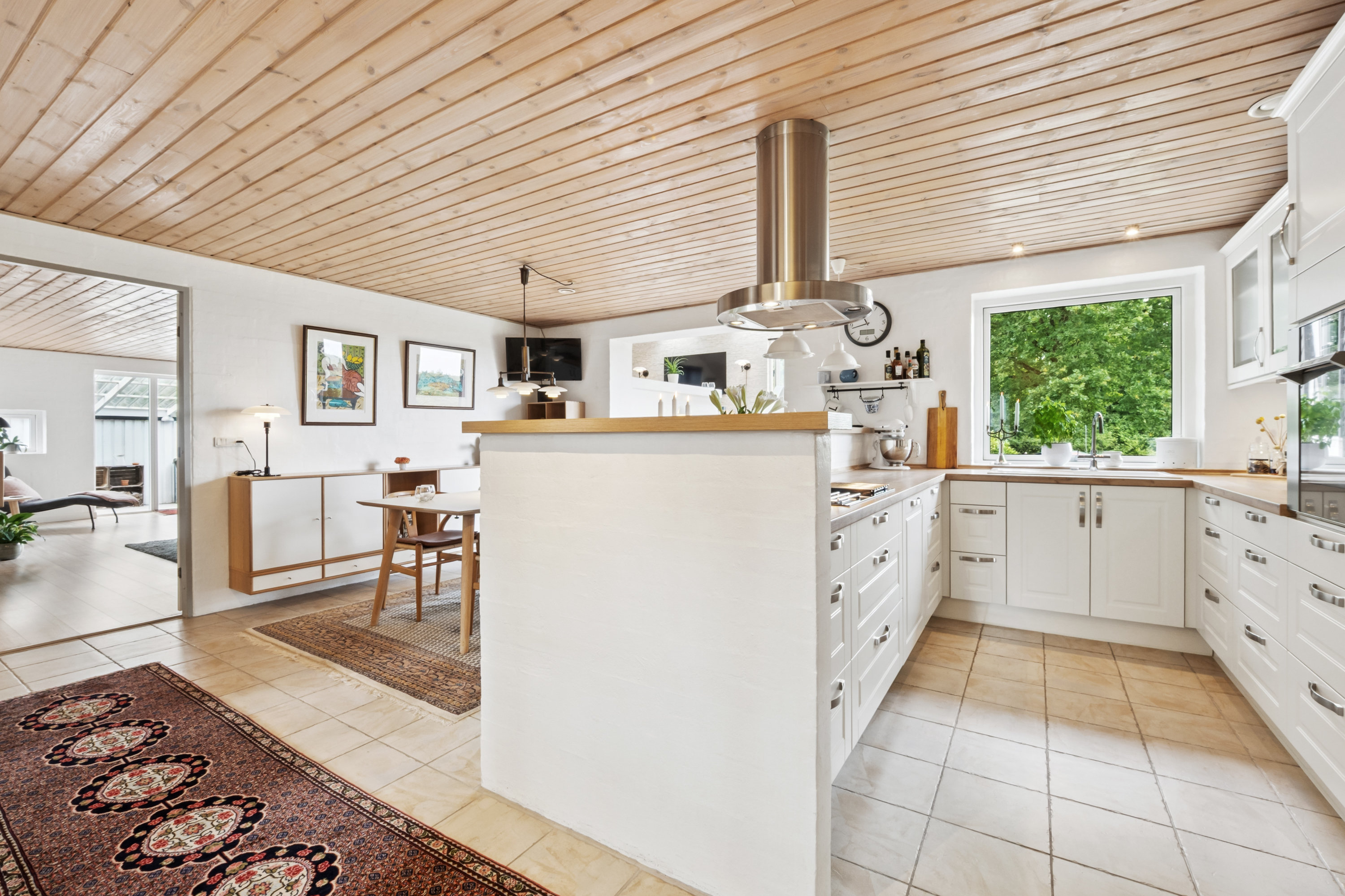 Fremhævet køkken billede i fuldskærmstilstand. Billede af Lærkebakken 26, 8831 Løgstrup