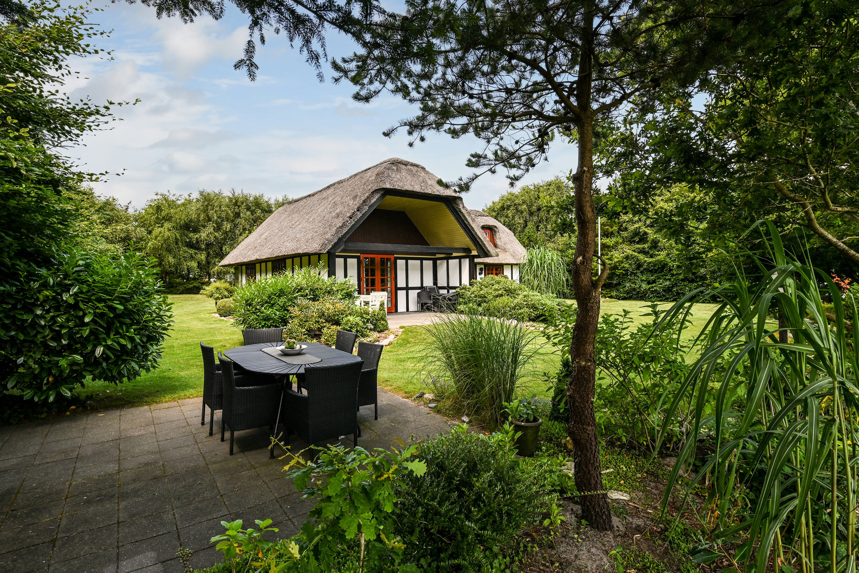 Miniaturebillede 1: terrasse. Billede af Helmklit 246, Nr Fjand, 6990 Ulfborg