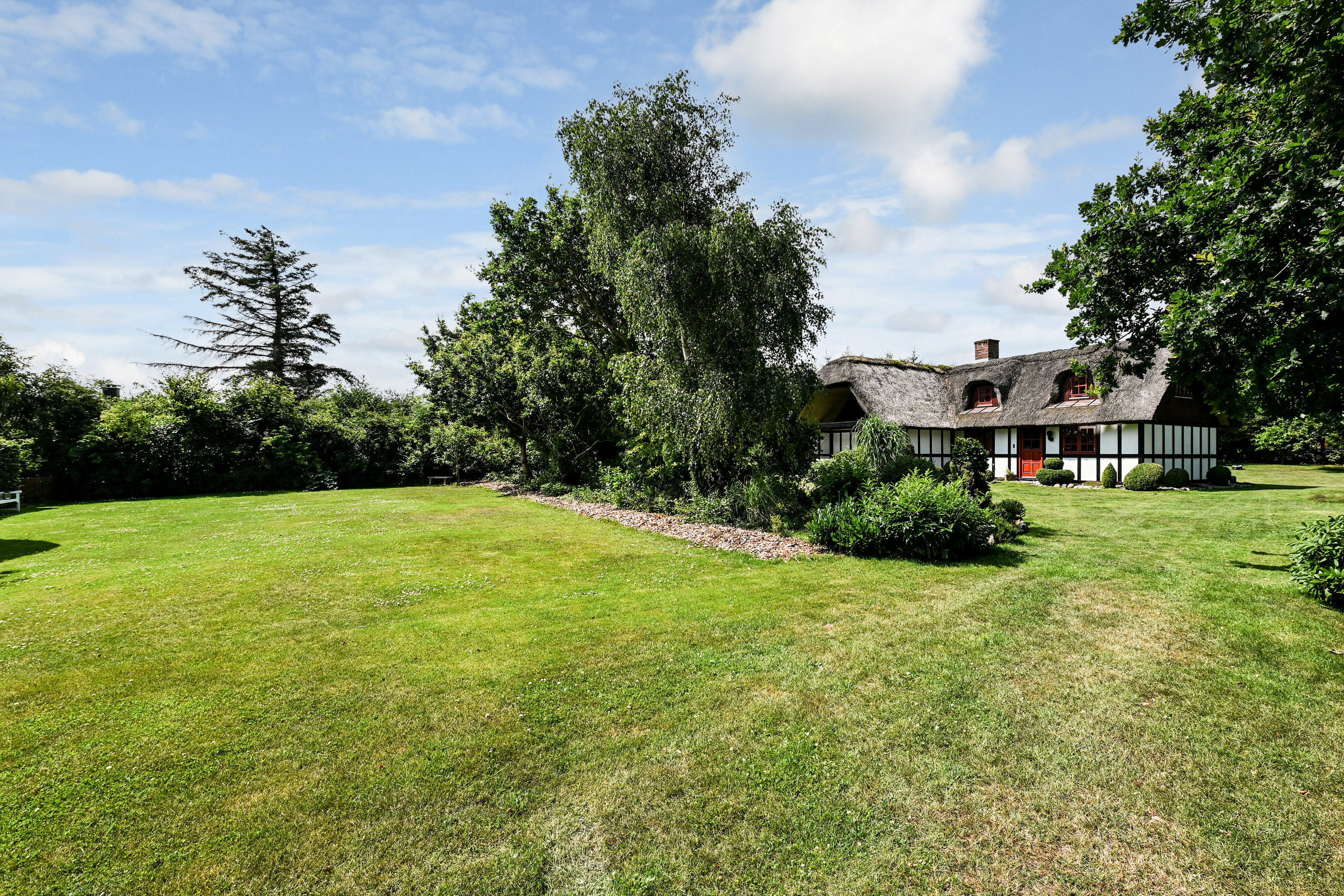 Fremhævet have billede i fuldskærmstilstand. Billede af Helmklit 246, Nr Fjand, 6990 Ulfborg