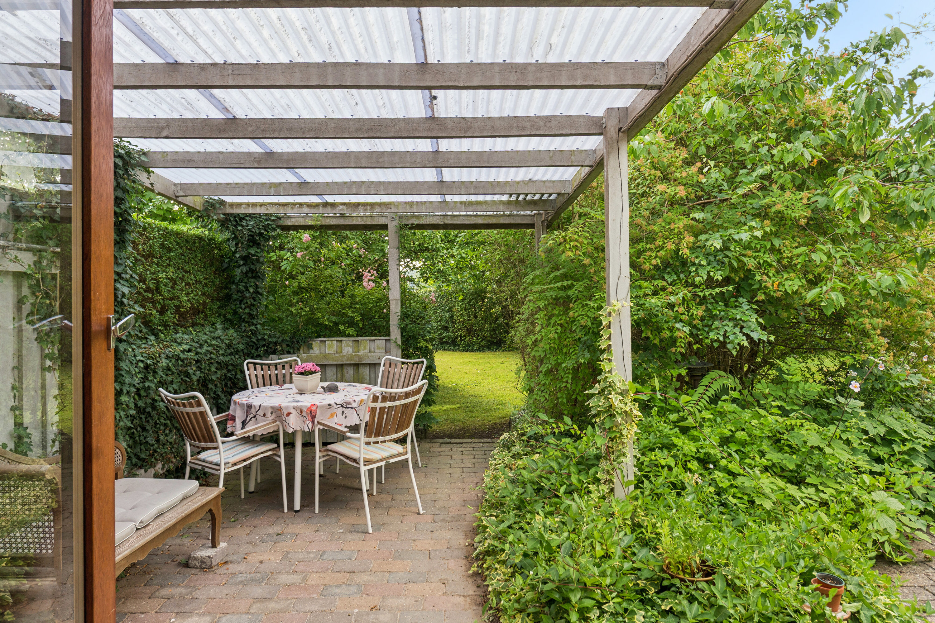 Fremhævet overdækket terrasse billede i fuldskærmstilstand. Billede af Strøbyvej 35, Østrup, 5450 Otterup