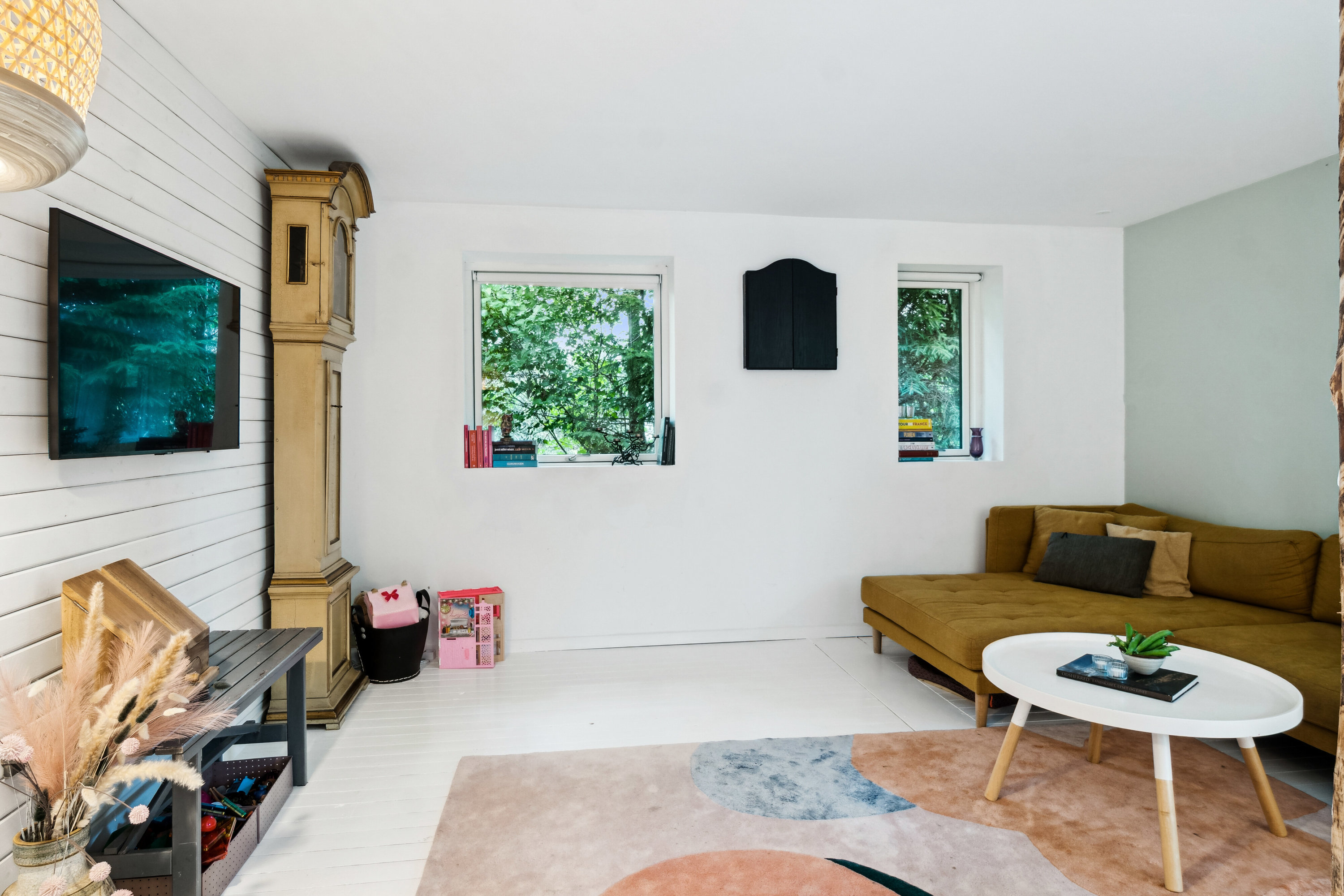 Fremhævet stue billede i fuldskærmstilstand. Billede af Høgevej 13, Indelukket, 4550 Asnæs