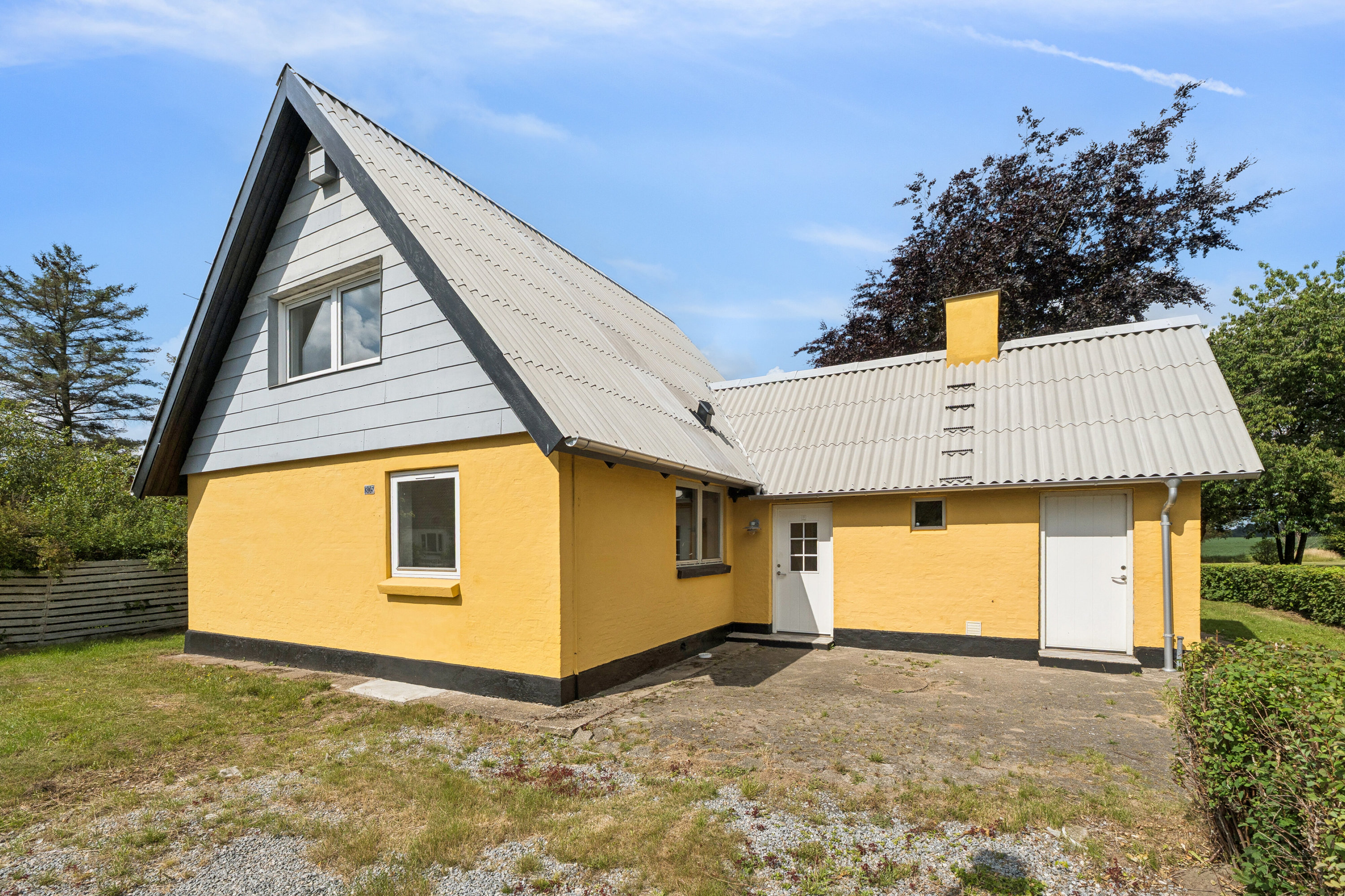 Fremhævet udendørs billede i fuldskærmstilstand. Billede af Hørmestedvej 305, Hørmested, 9870 Sindal