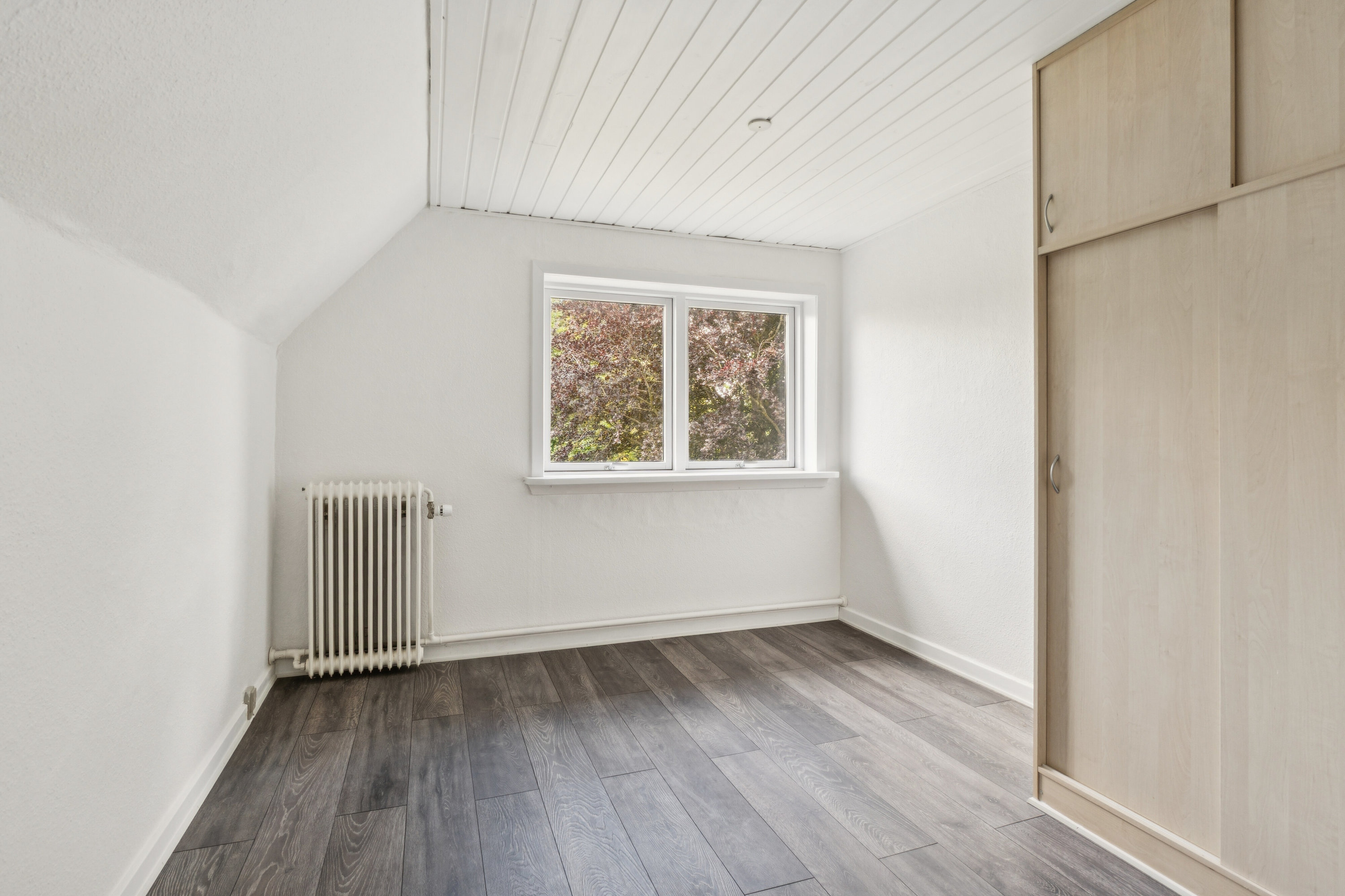 Fremhævet indendørs billede i fuldskærmstilstand. Billede af Hørmestedvej 305, Hørmested, 9870 Sindal