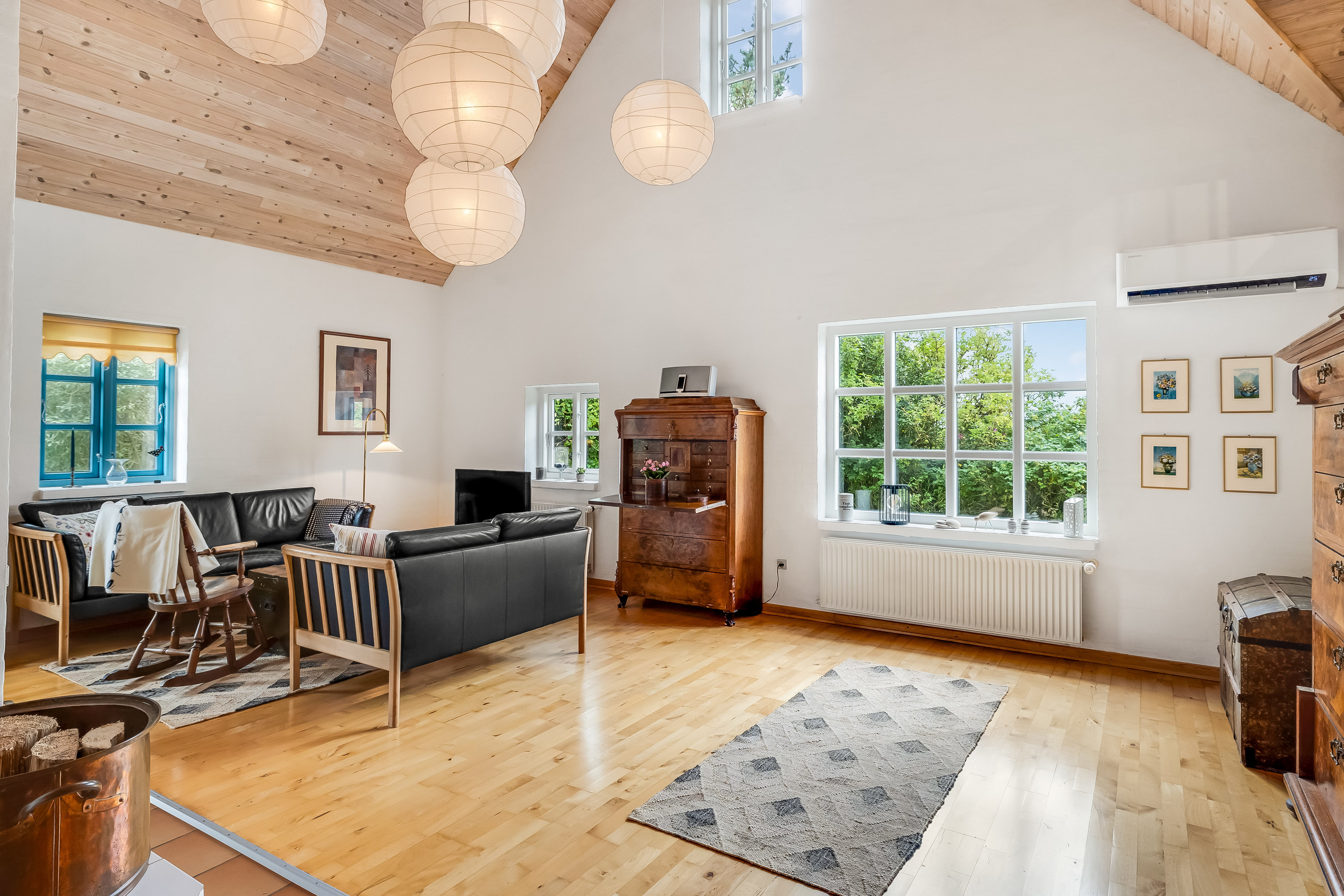 Fremhævet stue billede i fuldskærmstilstand. Billede af Skelmosevej 14, Stadil, 6980 Tim