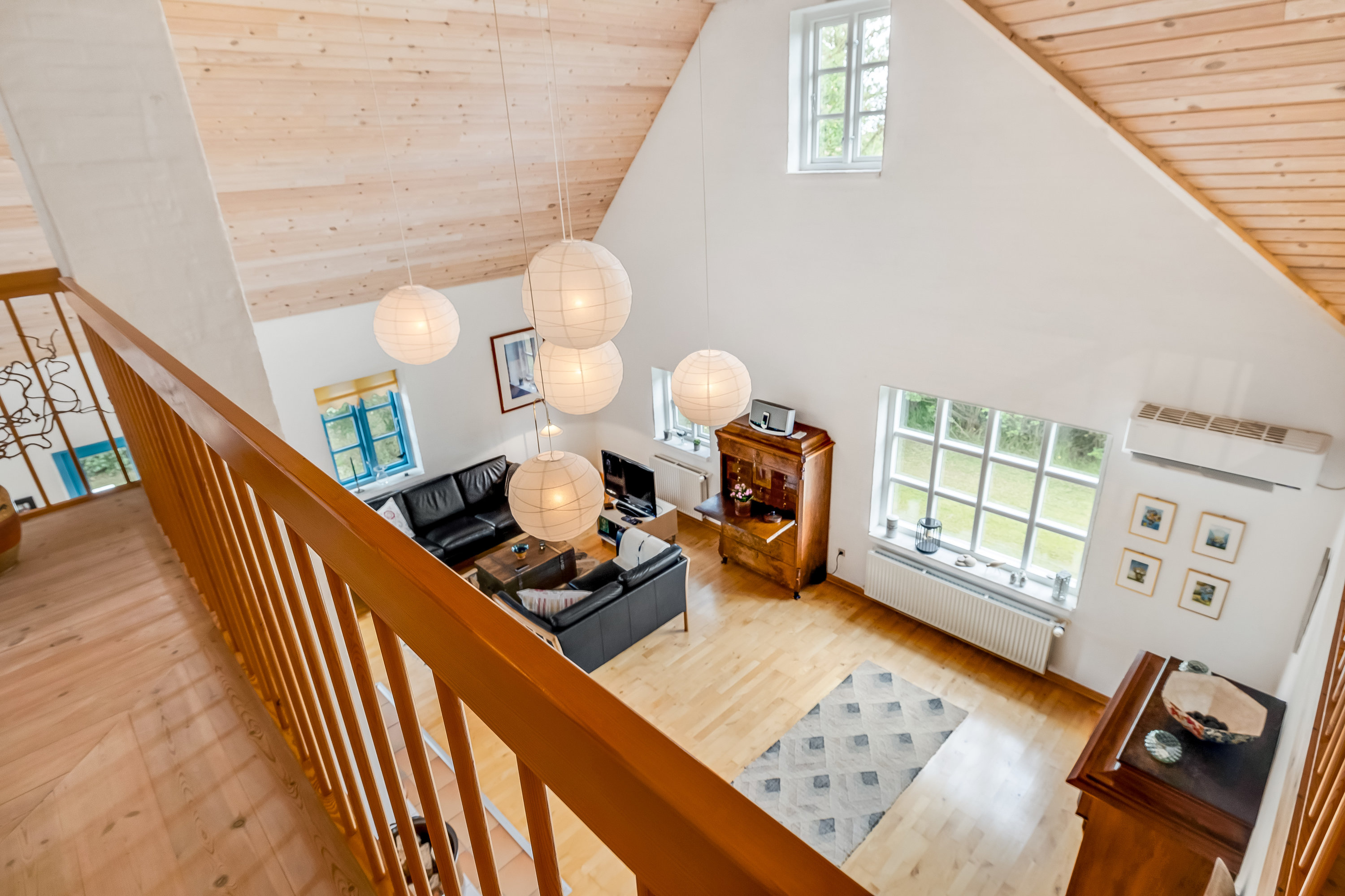 Fremhævet stue billede i fuldskærmstilstand. Billede af Skelmosevej 14, Stadil, 6980 Tim