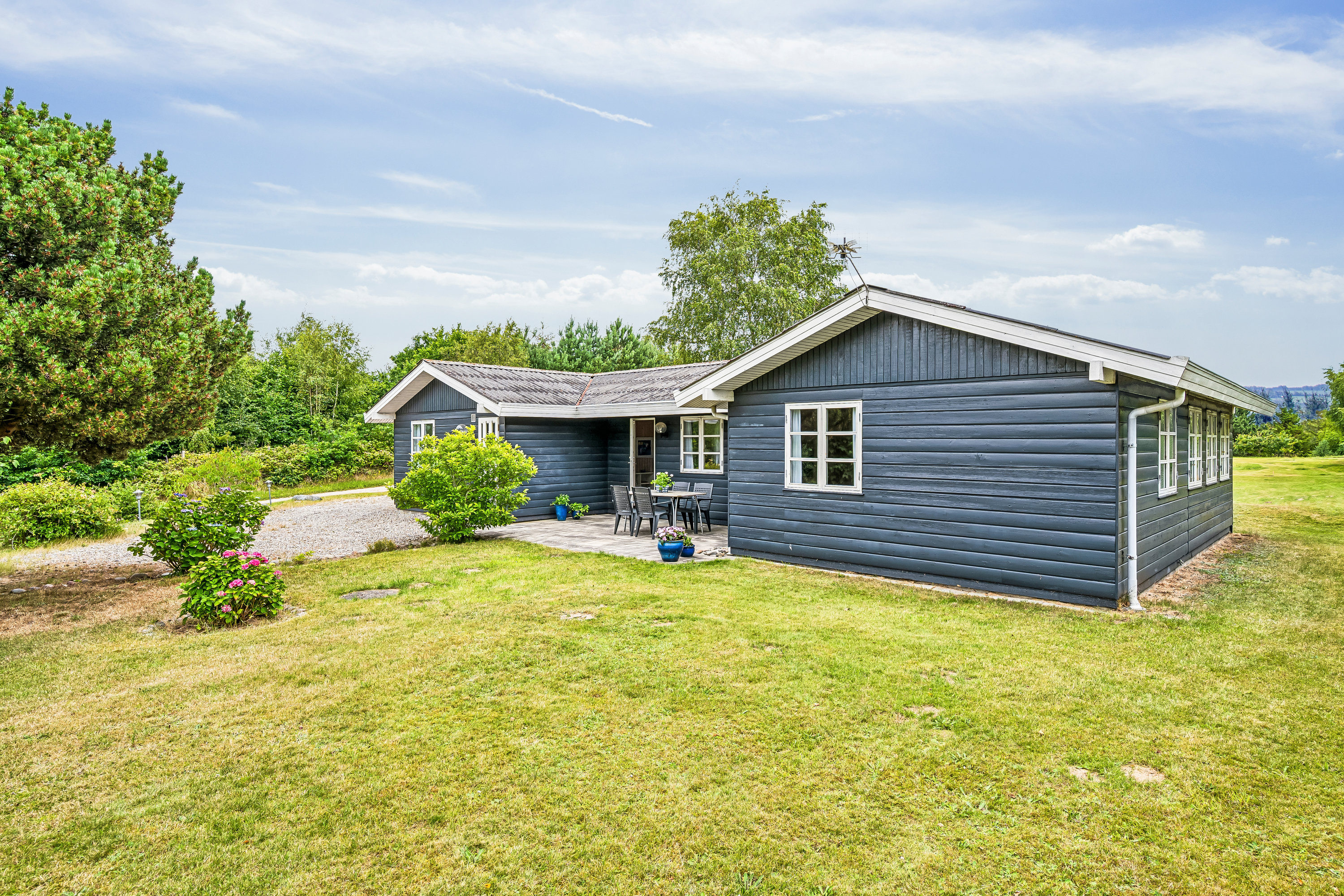 Fremhævet ejendom 1 billede i fuldskærmstilstand. Billede af Tronhøjvej 7, Kongsgårde, 8420 Knebel