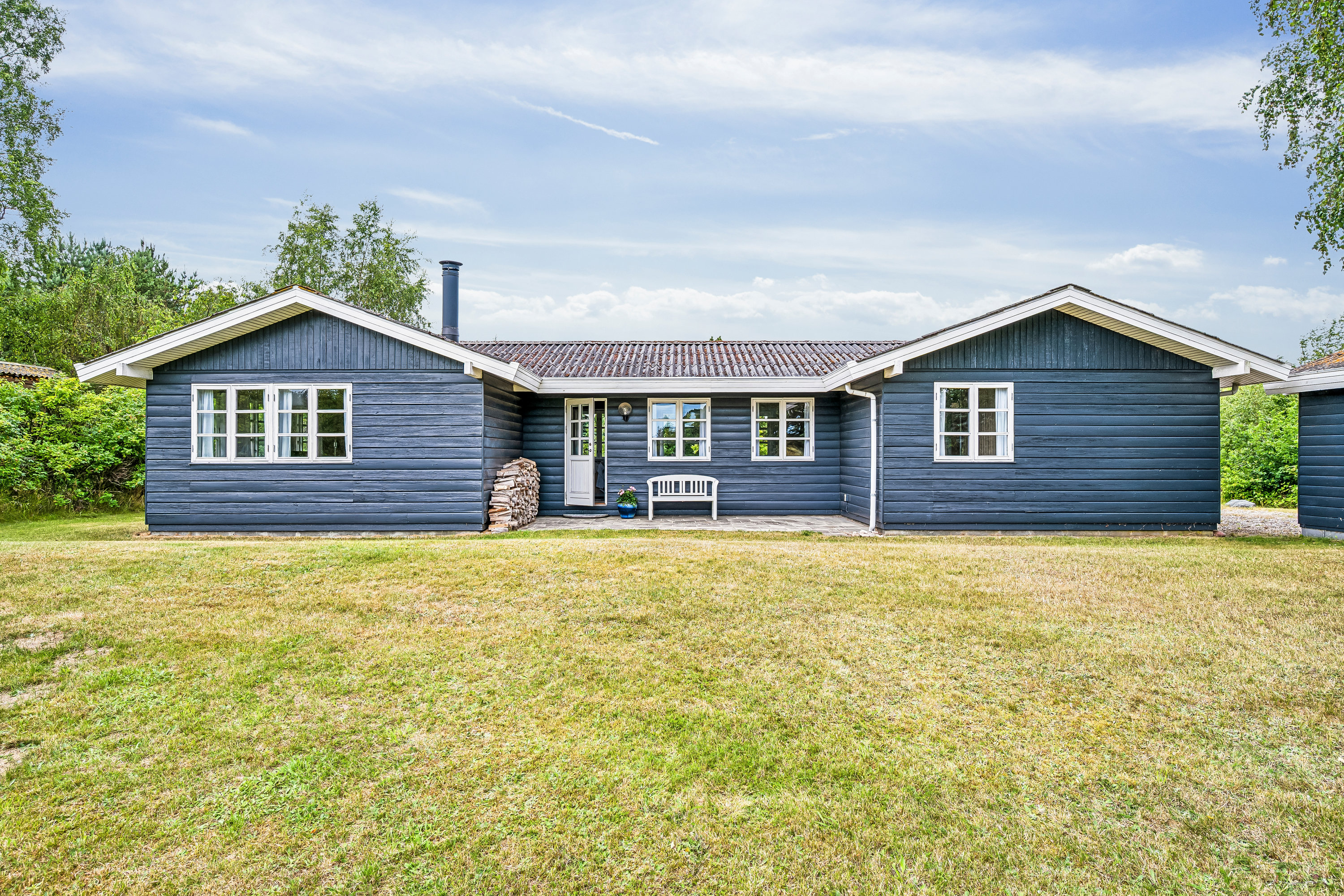 Fremhævet ejendom 1 billede i fuldskærmstilstand. Billede af Tronhøjvej 7, Kongsgårde, 8420 Knebel