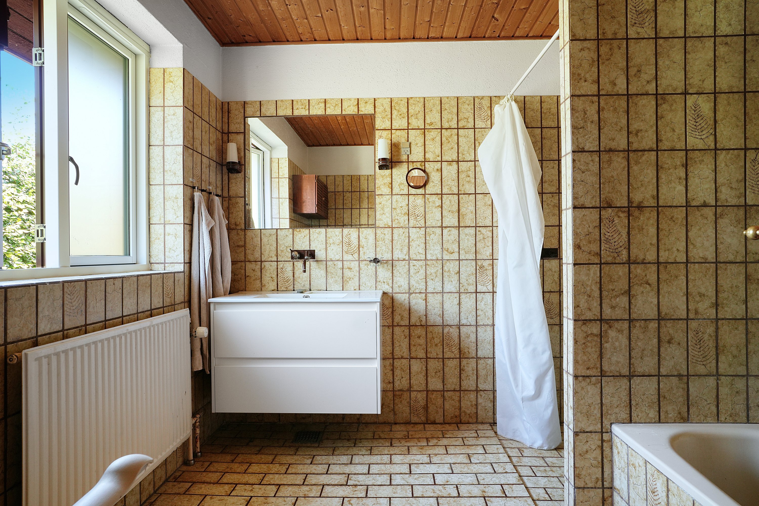 Fremhævet badeværelse billede i fuldskærmstilstand. Billede af Kalundborgvej 140A, 4300 Holbæk